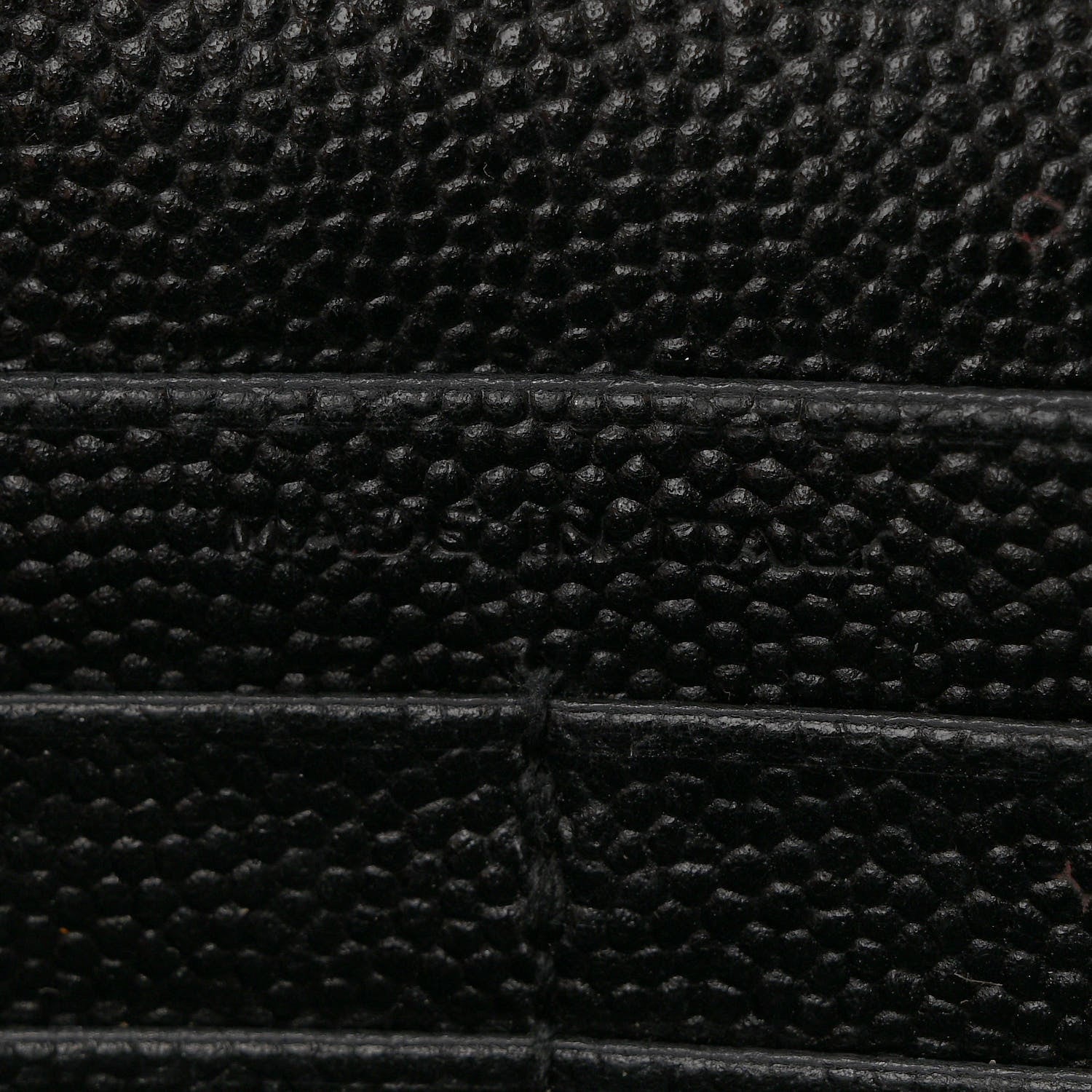 Saint Laurent Grain De Poudre Matelasse Chevron Monogram Monochrome Chain Wallet Black 6 of 13