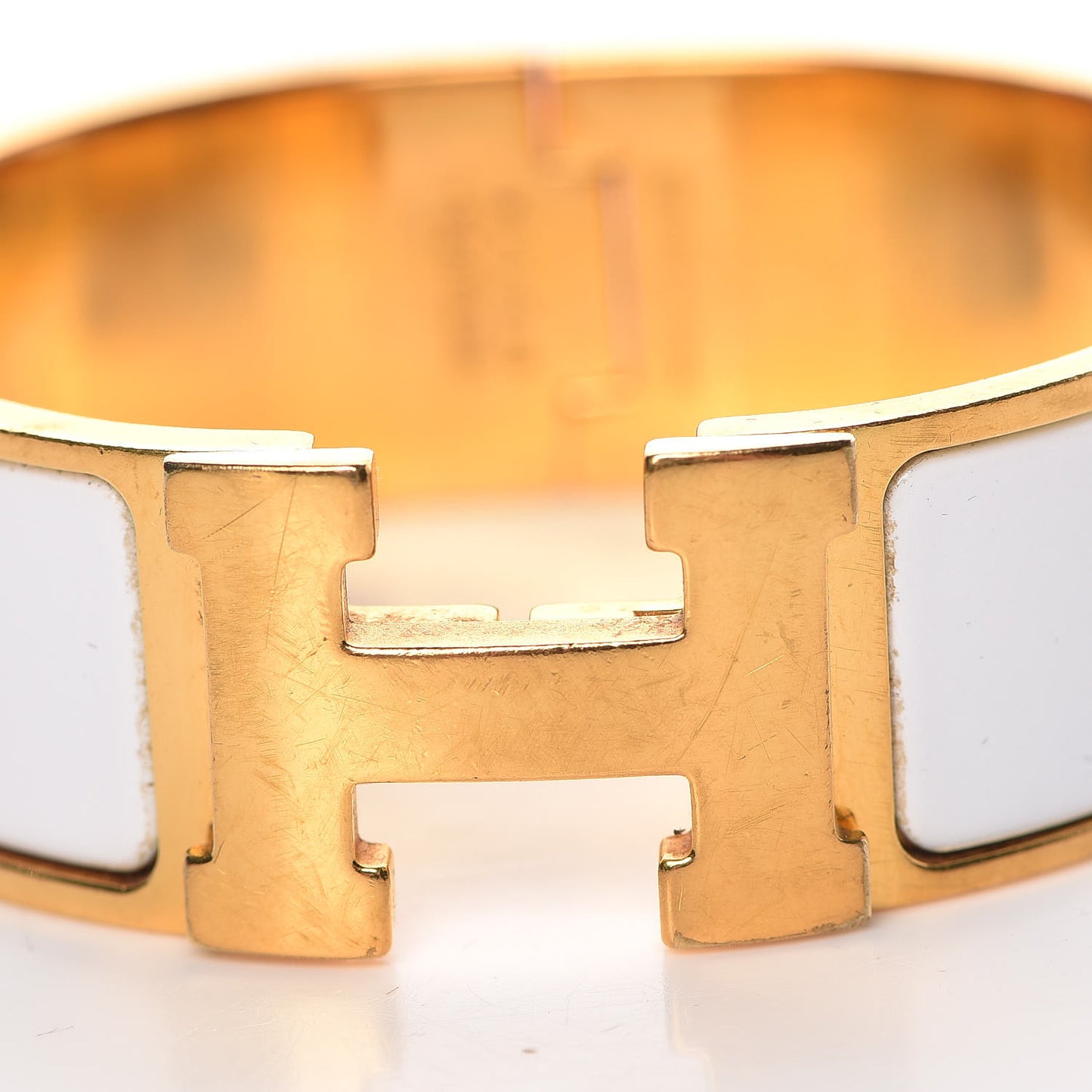 Enamel Wide Clic Clac H Bracelet PM White
