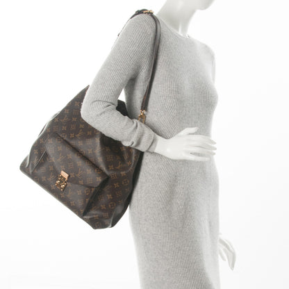 Louis Vuitton Monogram Metis 2 of 7