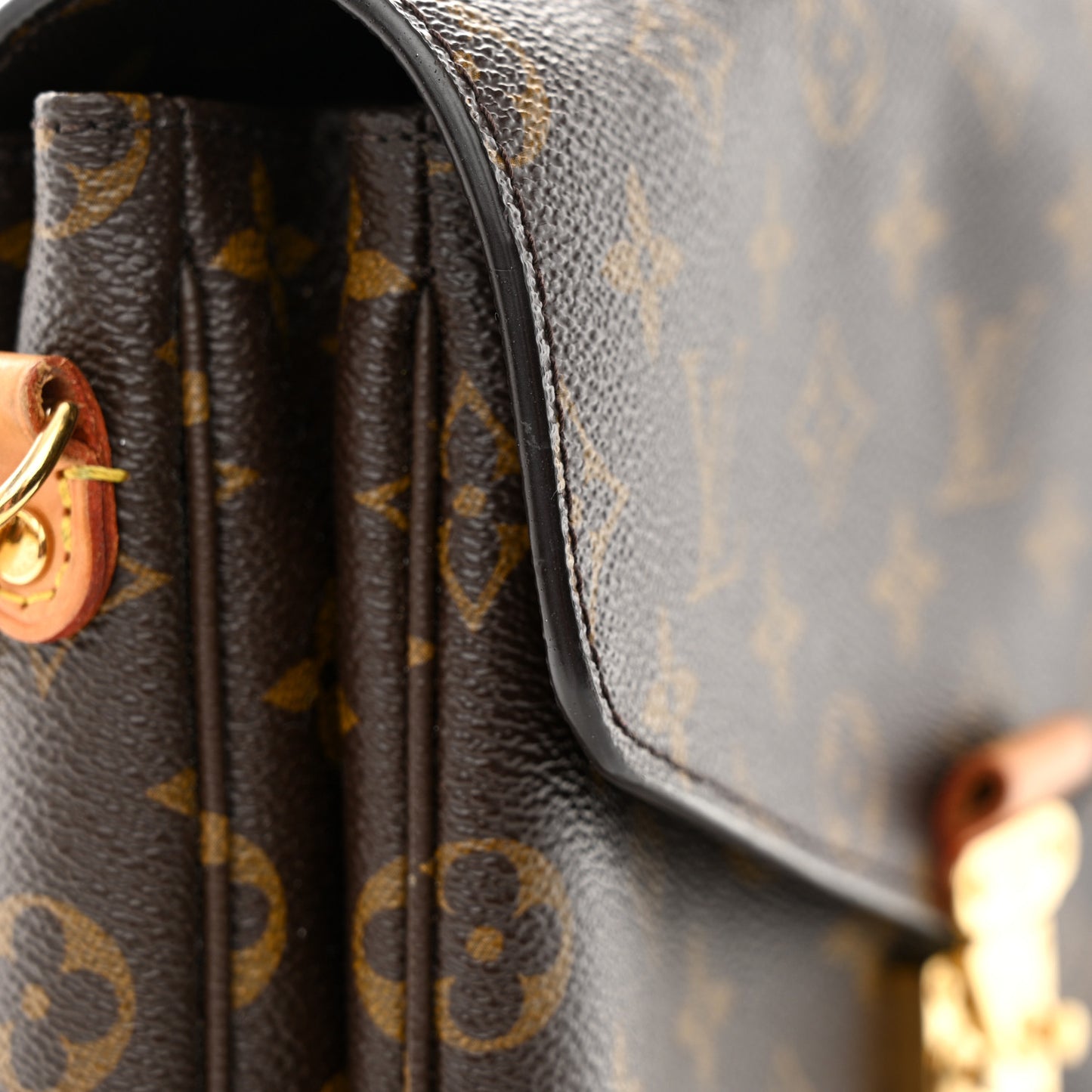 Monogram Pochette Metis