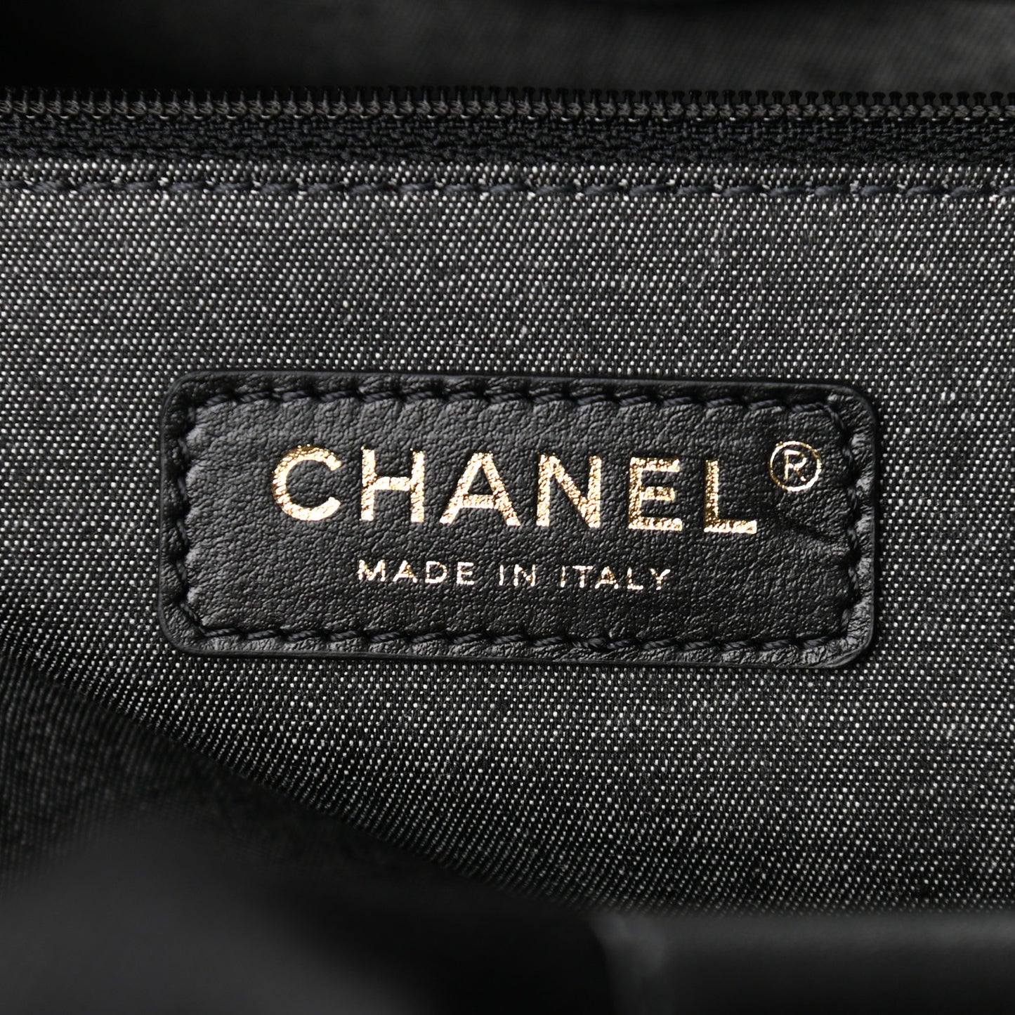Straw Raffia Calfskin Chain Medium Deauville Tote Black