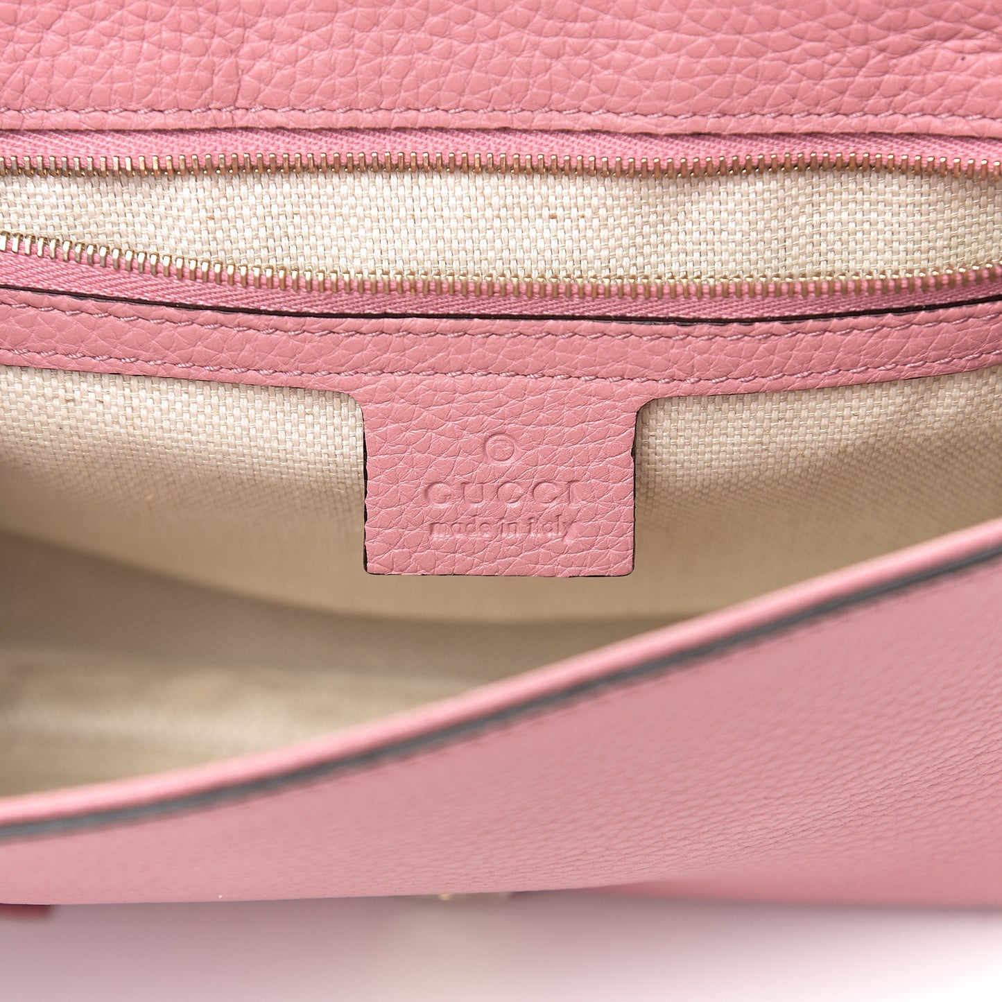 Pebbled Calfskin Medium Soho Flap Crossbody Pink