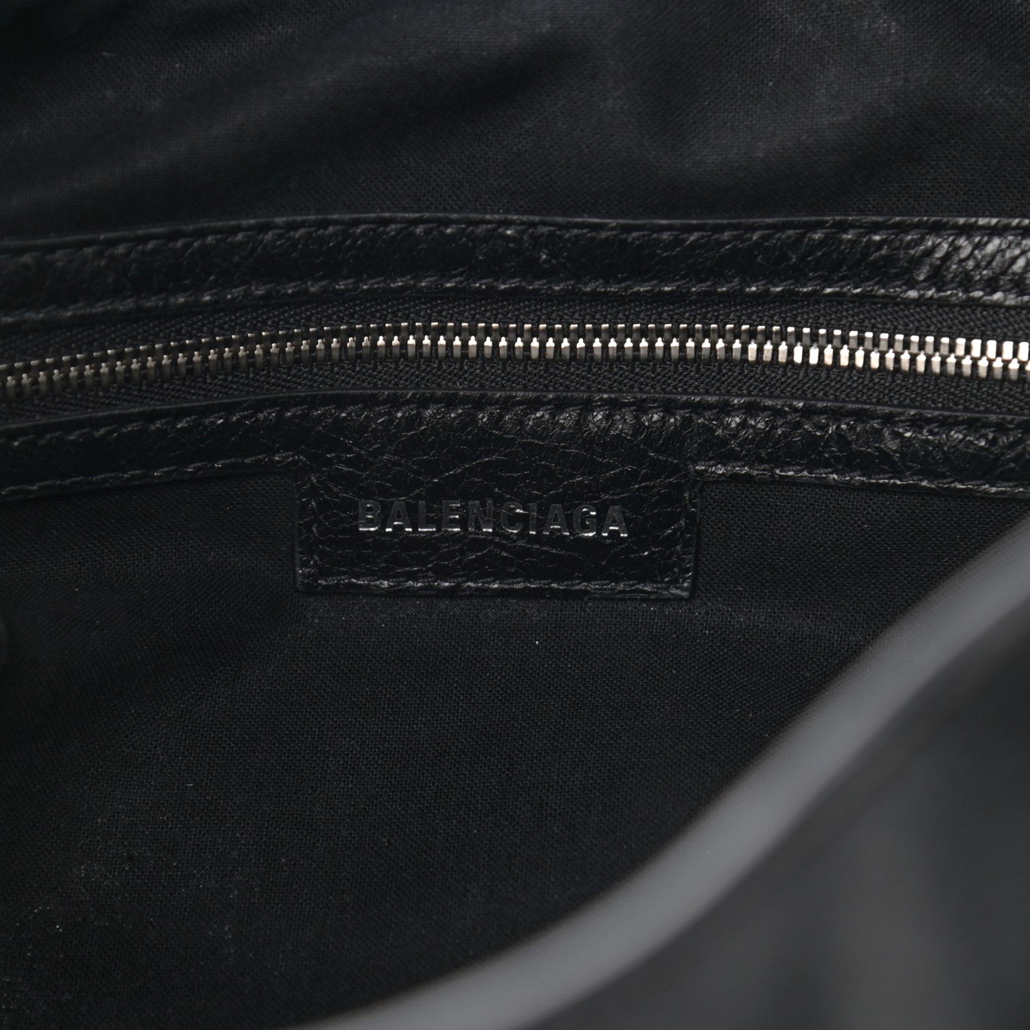 Balenciaga Agneau Arena Medium Le Cagole Shoulder Bag Black 5 of 11