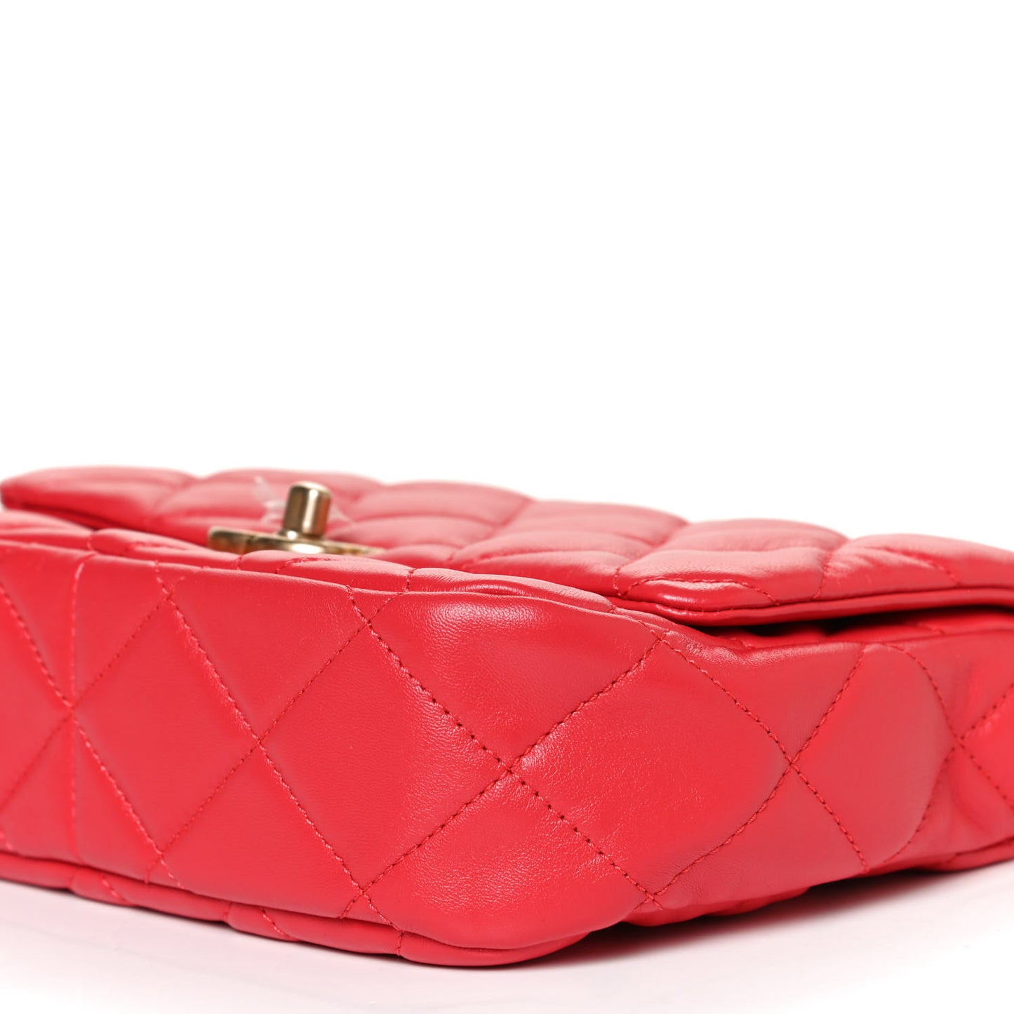 Lambskin Quilted Small Lacquered Chain Flap Red