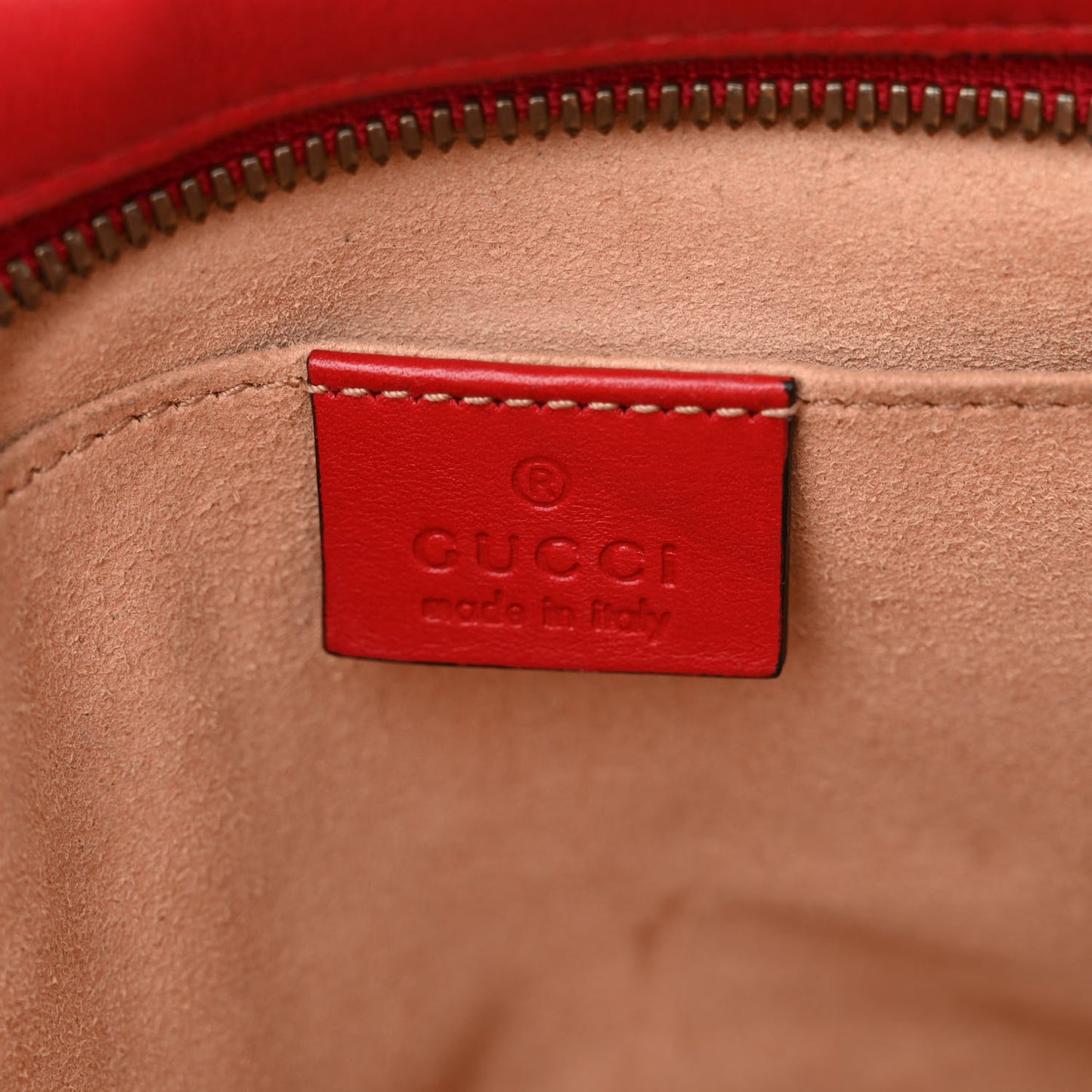 Calfskin Matelasse Small GG Marmont Chain Shoulder Bag Hibiscus Red