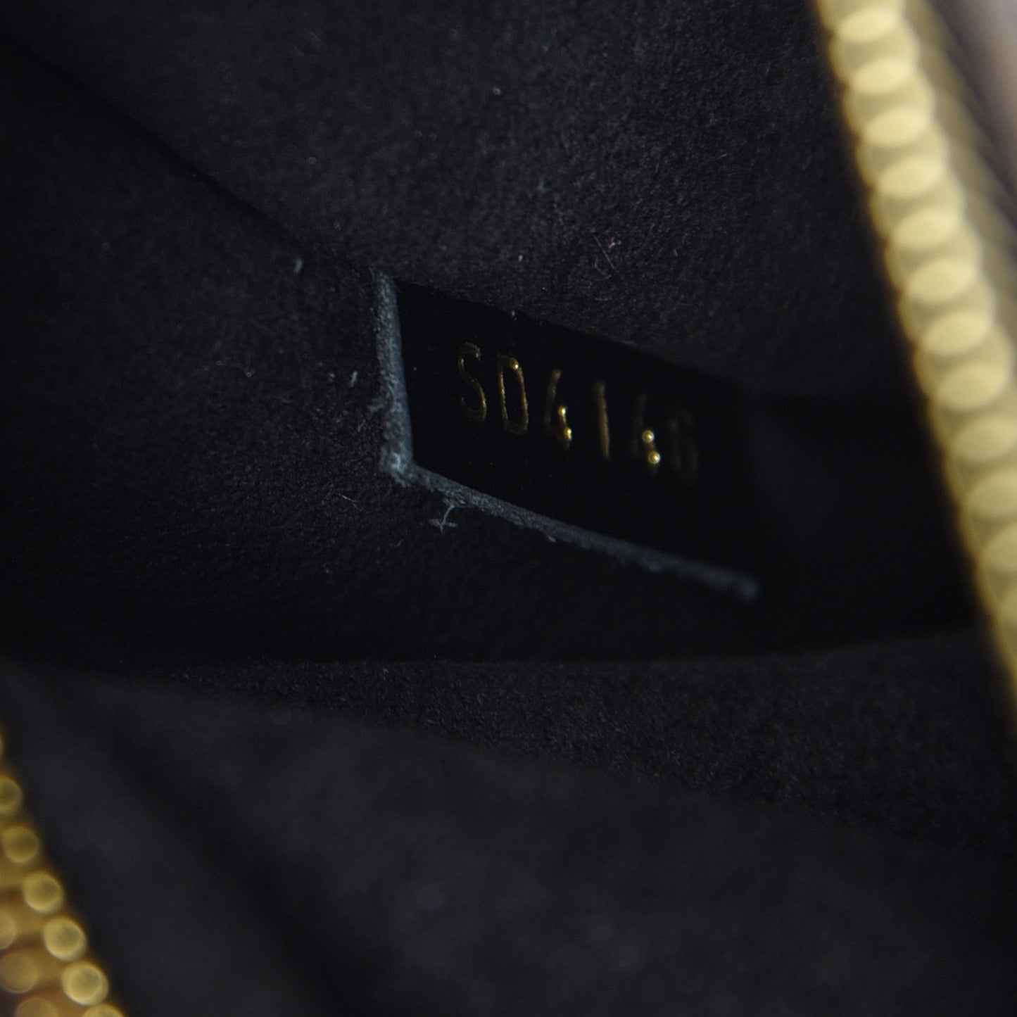 Reverse Monogram Pochette Metis