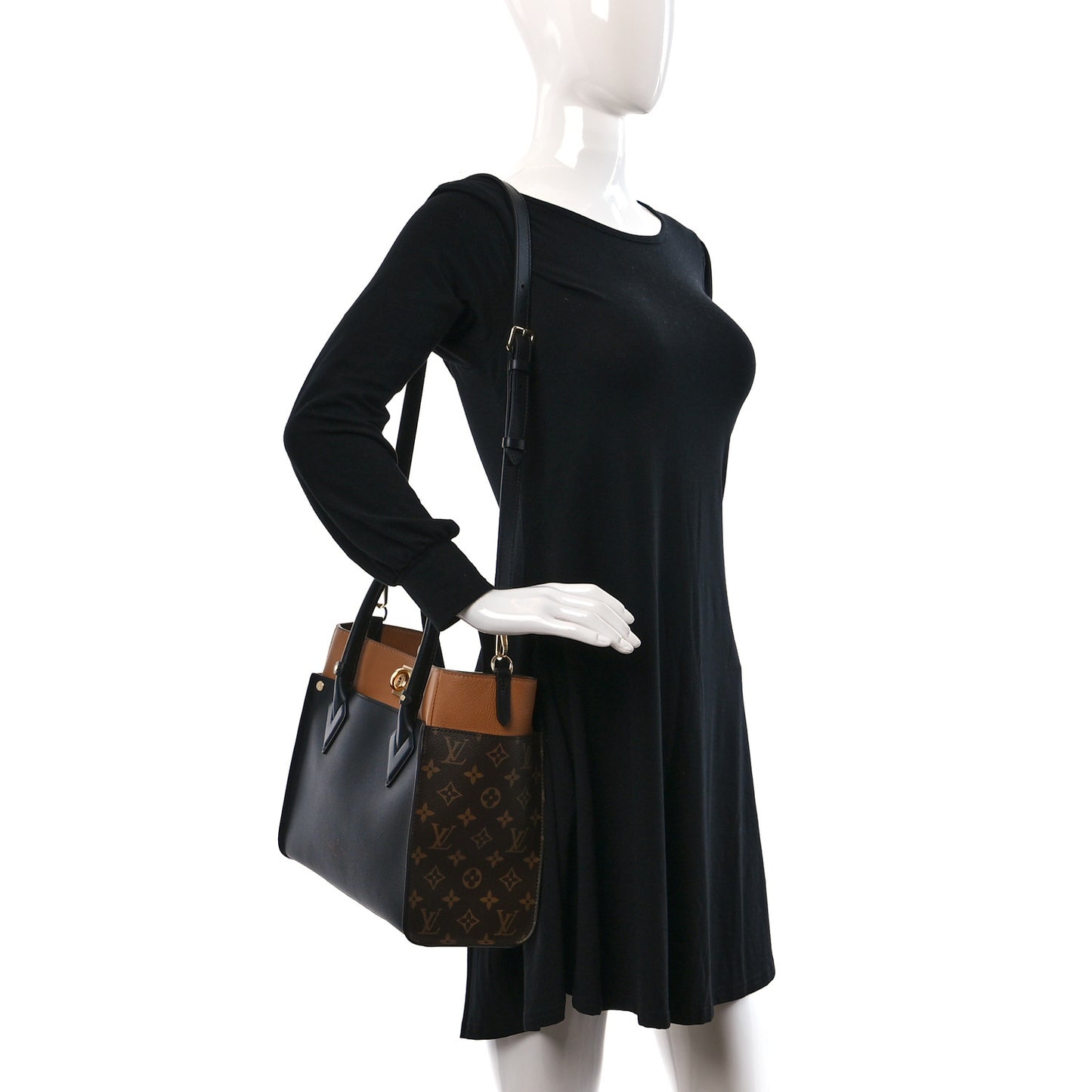 Calfskin Monogram On My Side Black