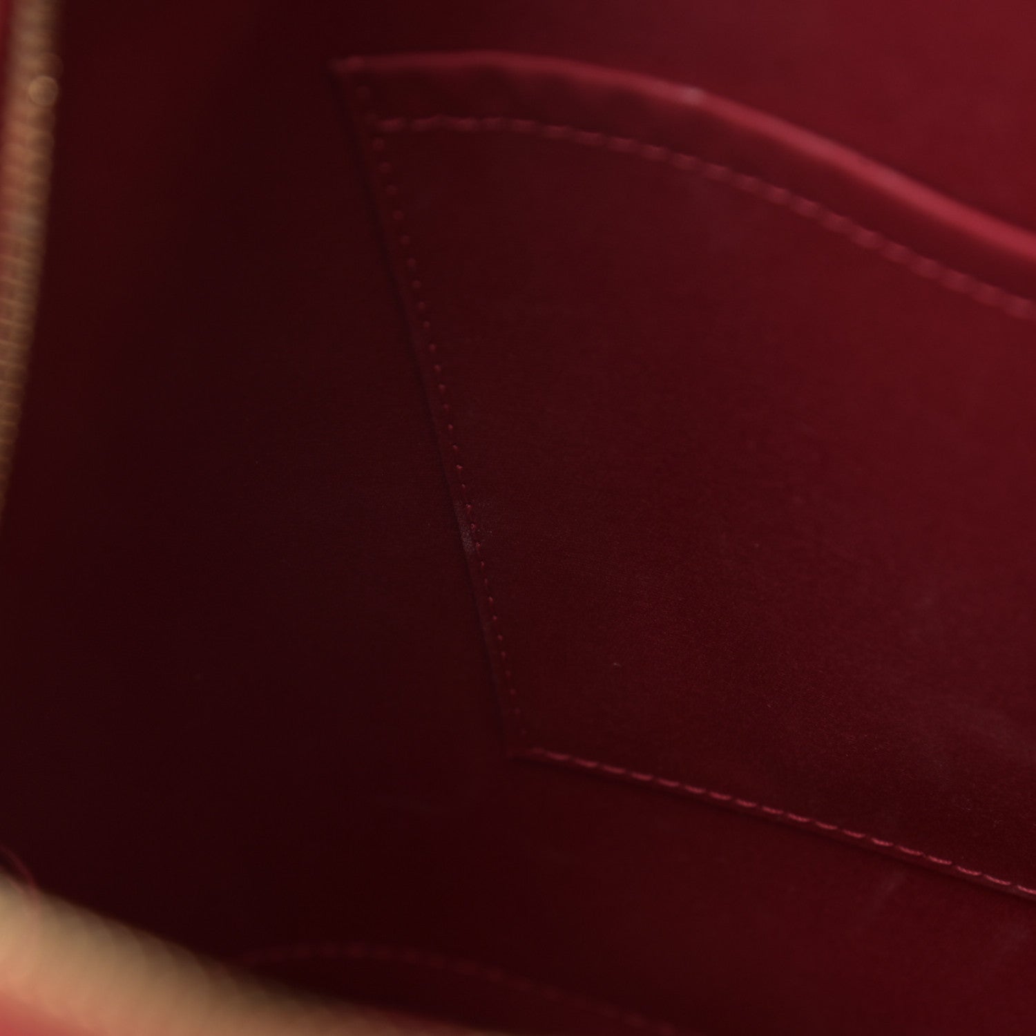 Louis Vuitton Vernis Alma GM Rose Indien 12 of 14