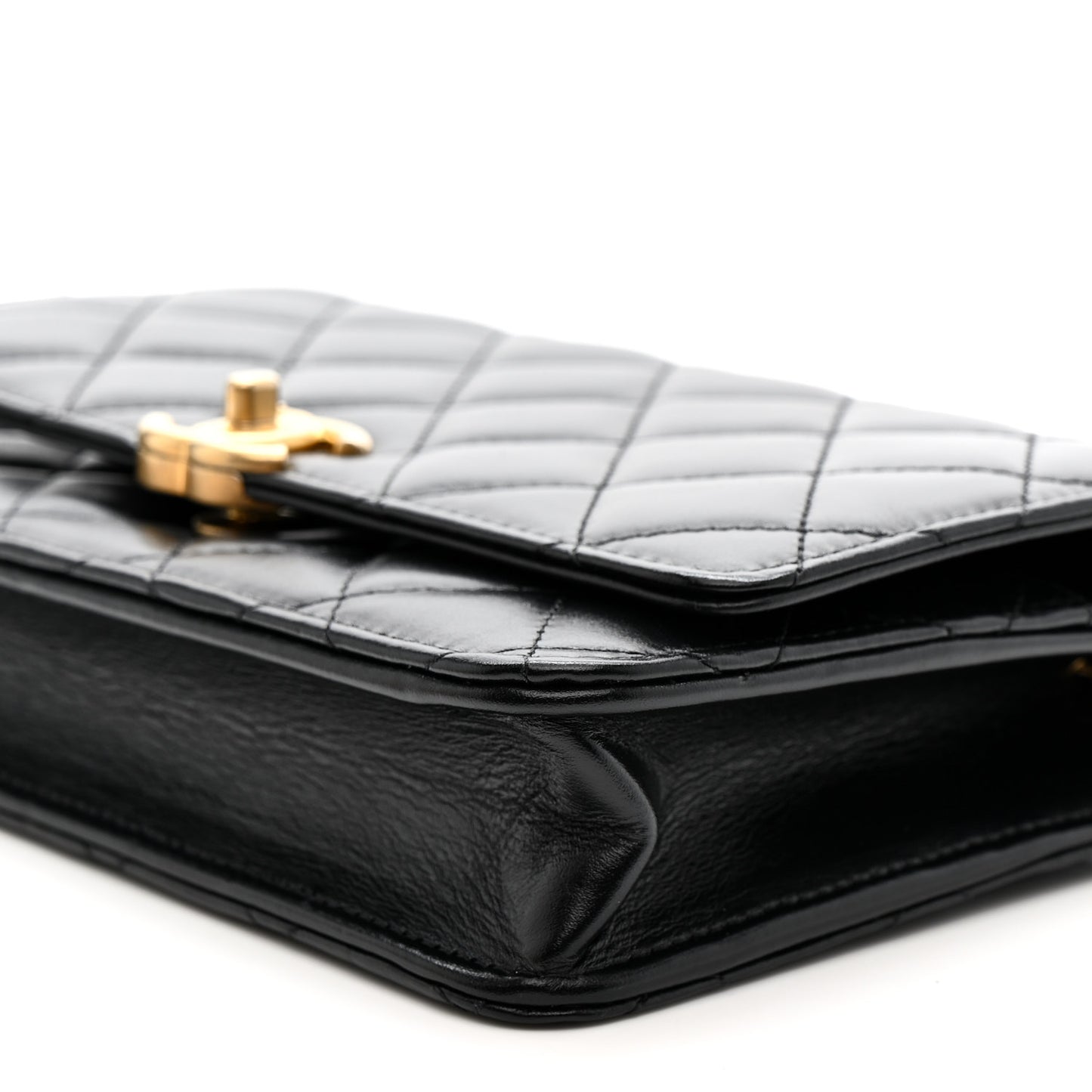 Calfskin Quilted Perfect Fit Wallet On Chain WOC Black