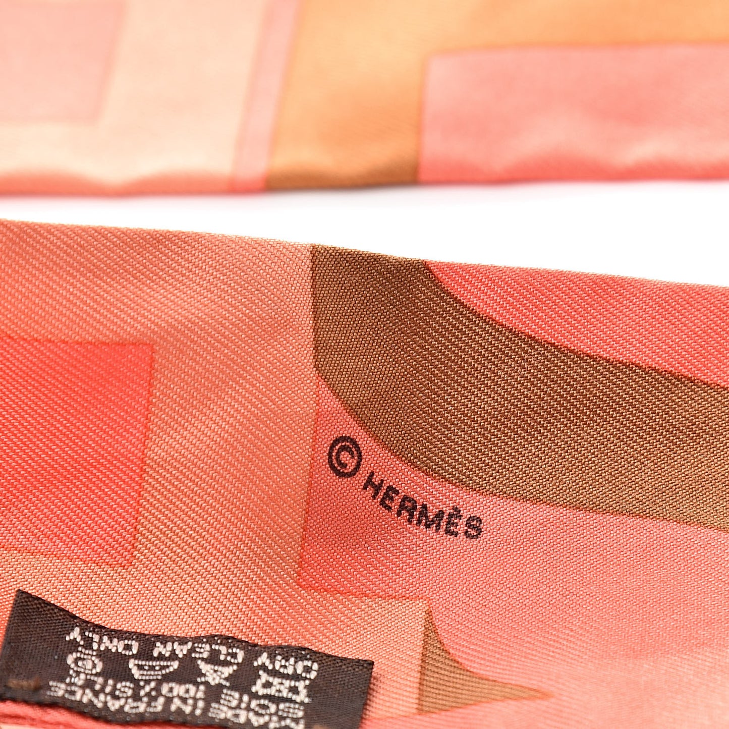 Silk Capitales Twilly Corail Tilleul Tabac