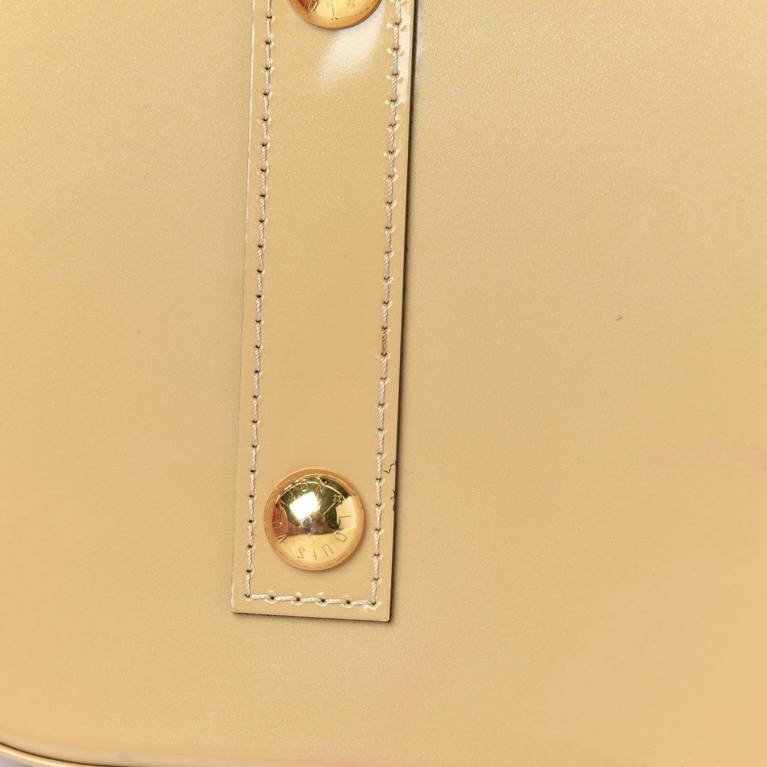 Louis Vuitton Vernis Alma MM Dune 12 of 15