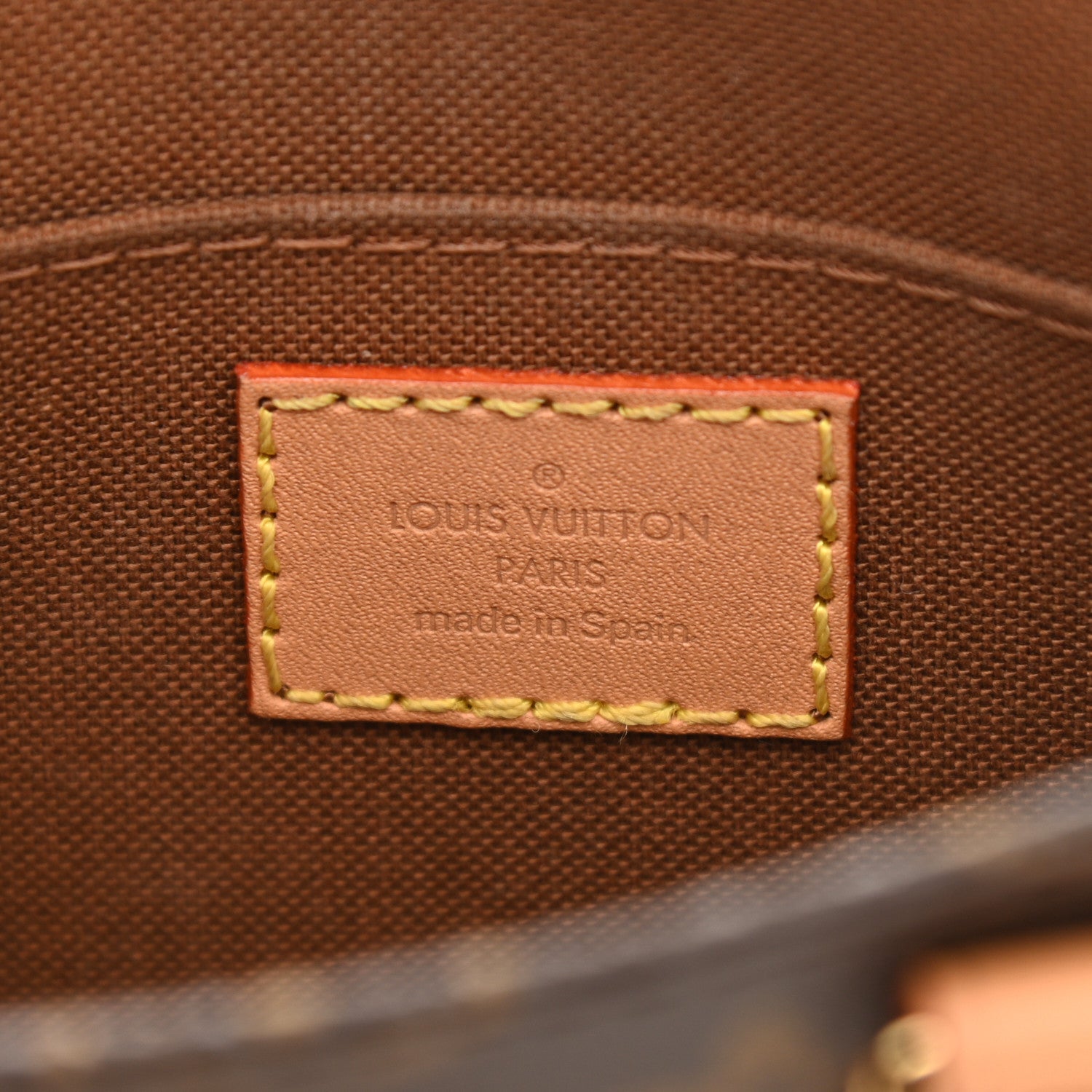 Louis Vuitton Monogram Petit Sac Plat 6 of 7
