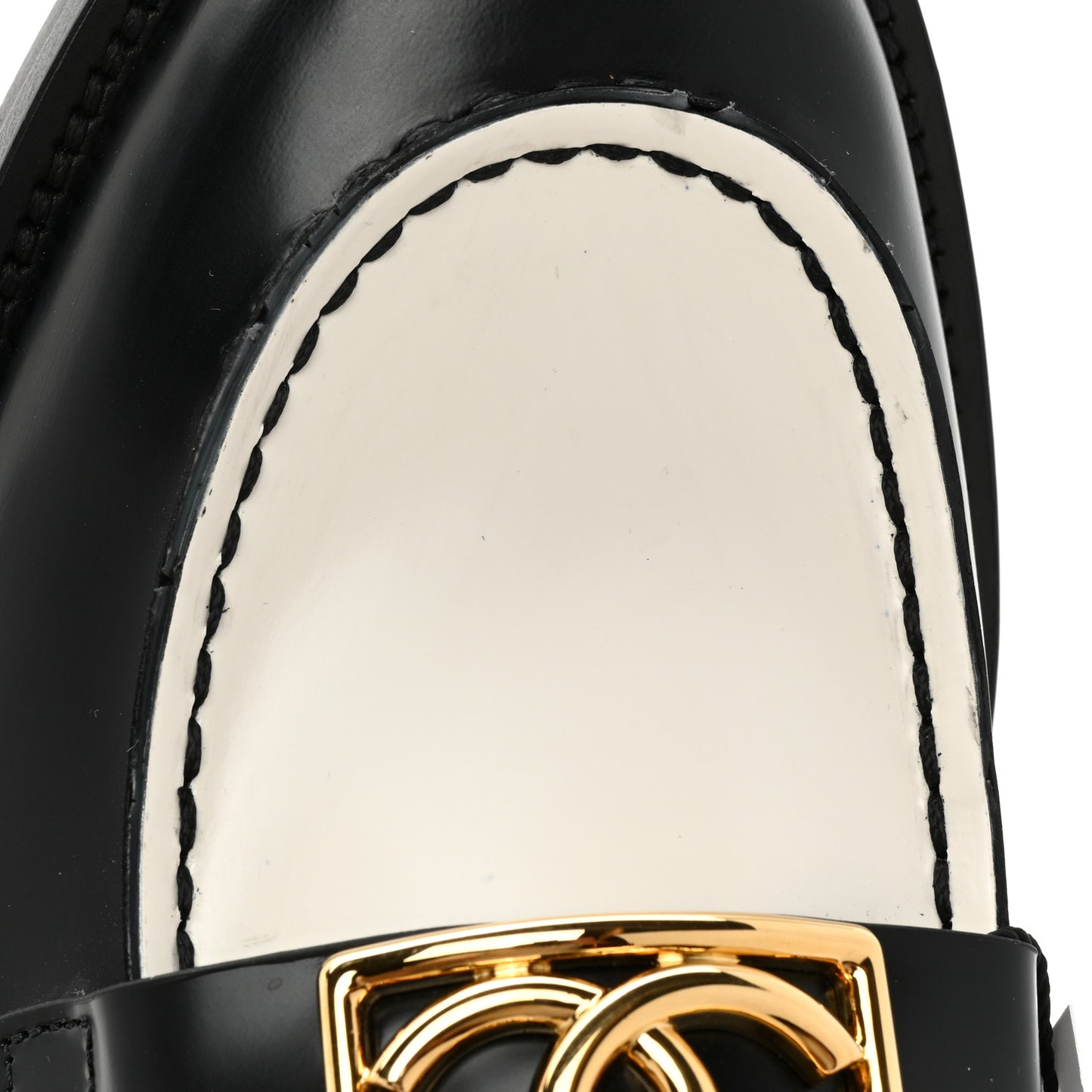 Shiny Calfskin CC Loafers Black White 38 Black White
