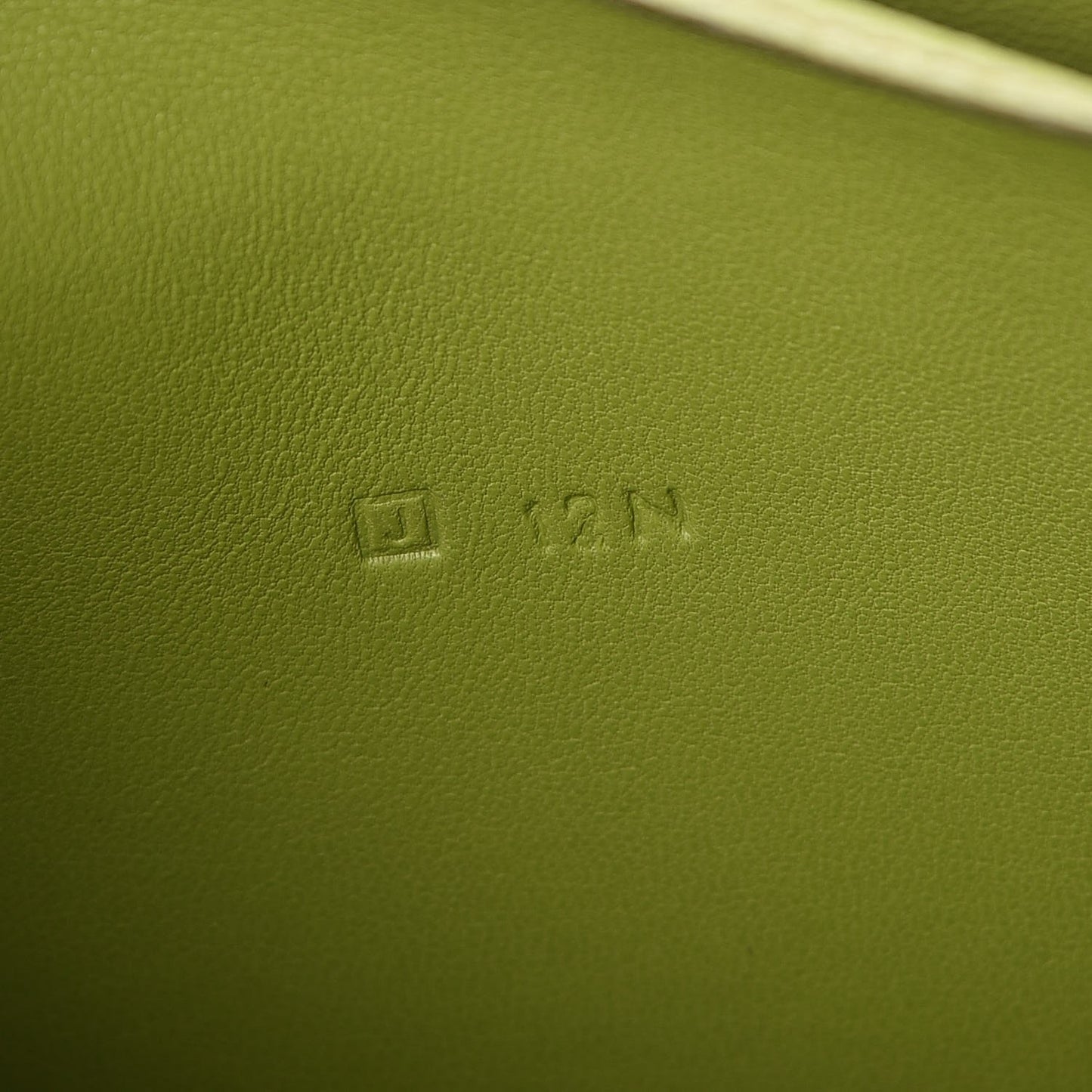 Togo Dogon Duo Wallet Vert Anis