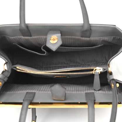 Fendi Vitello Elite Flamingo Regular 2Jours Tote Grigio Grigio Chiaro 5 of 10