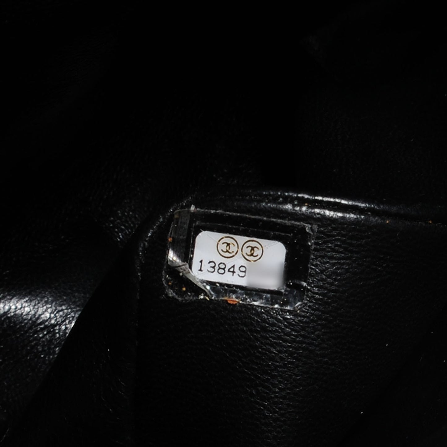 Caviar Quilted Maxi Single Flap Black