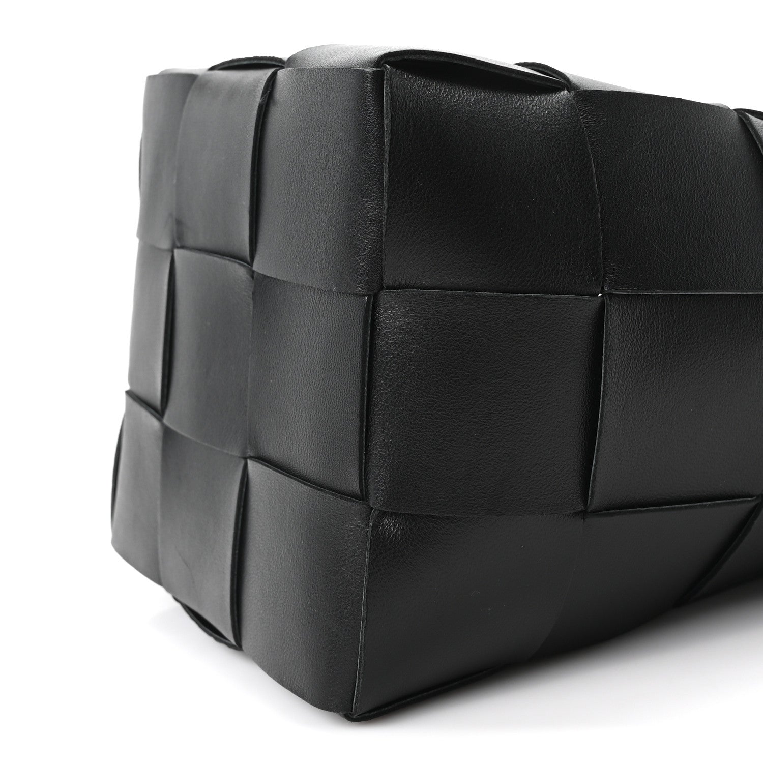 Bottega Veneta Nappa Maxi Intrecciato Cassette Bucket Bag Black