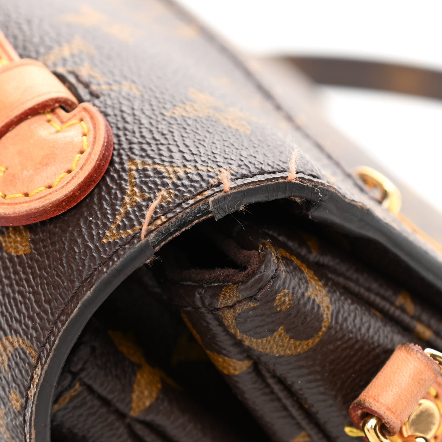 Louis Vuitton Monogram Pochette Metis 11 of 13