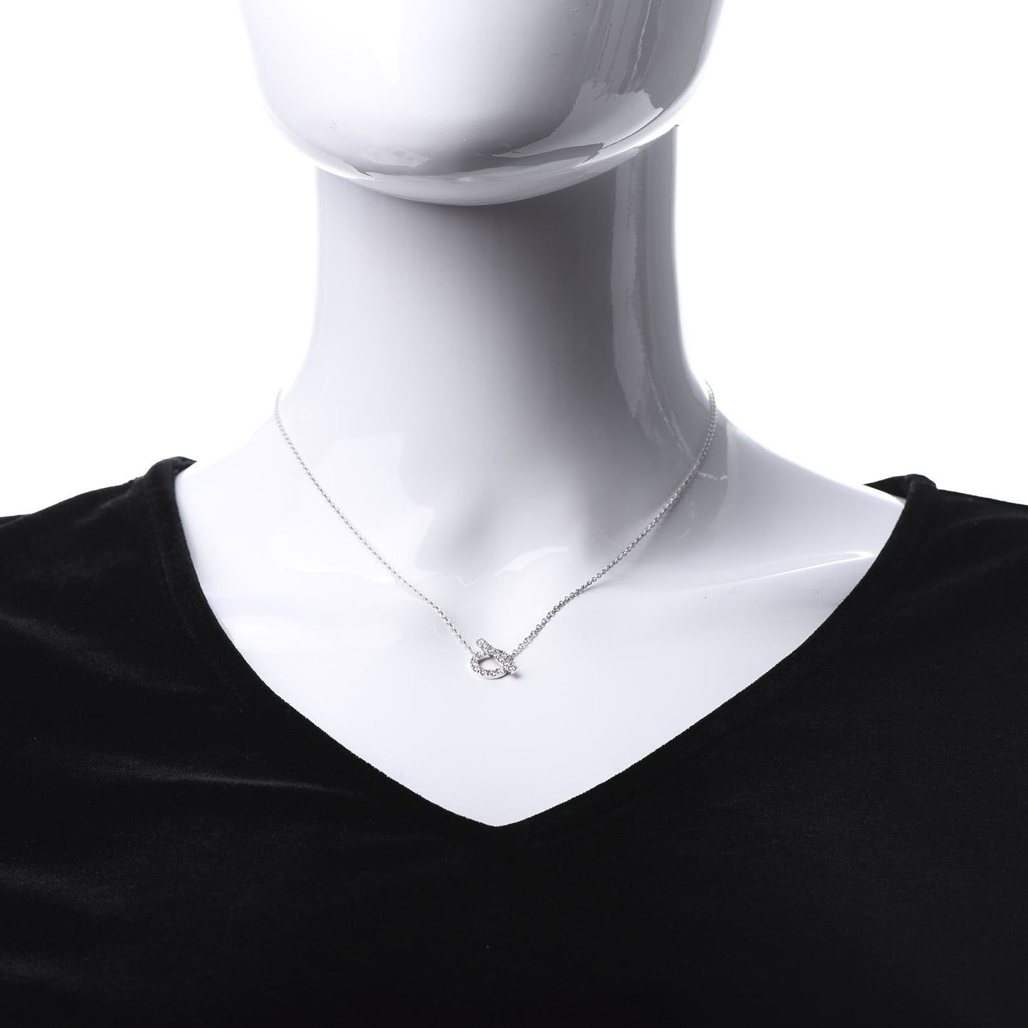 18K White Gold Diamond Finesse Pendant Necklace