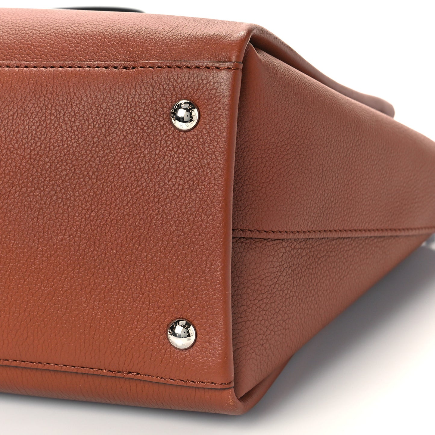 Calfskin Lockmeto Caramel Creme Black