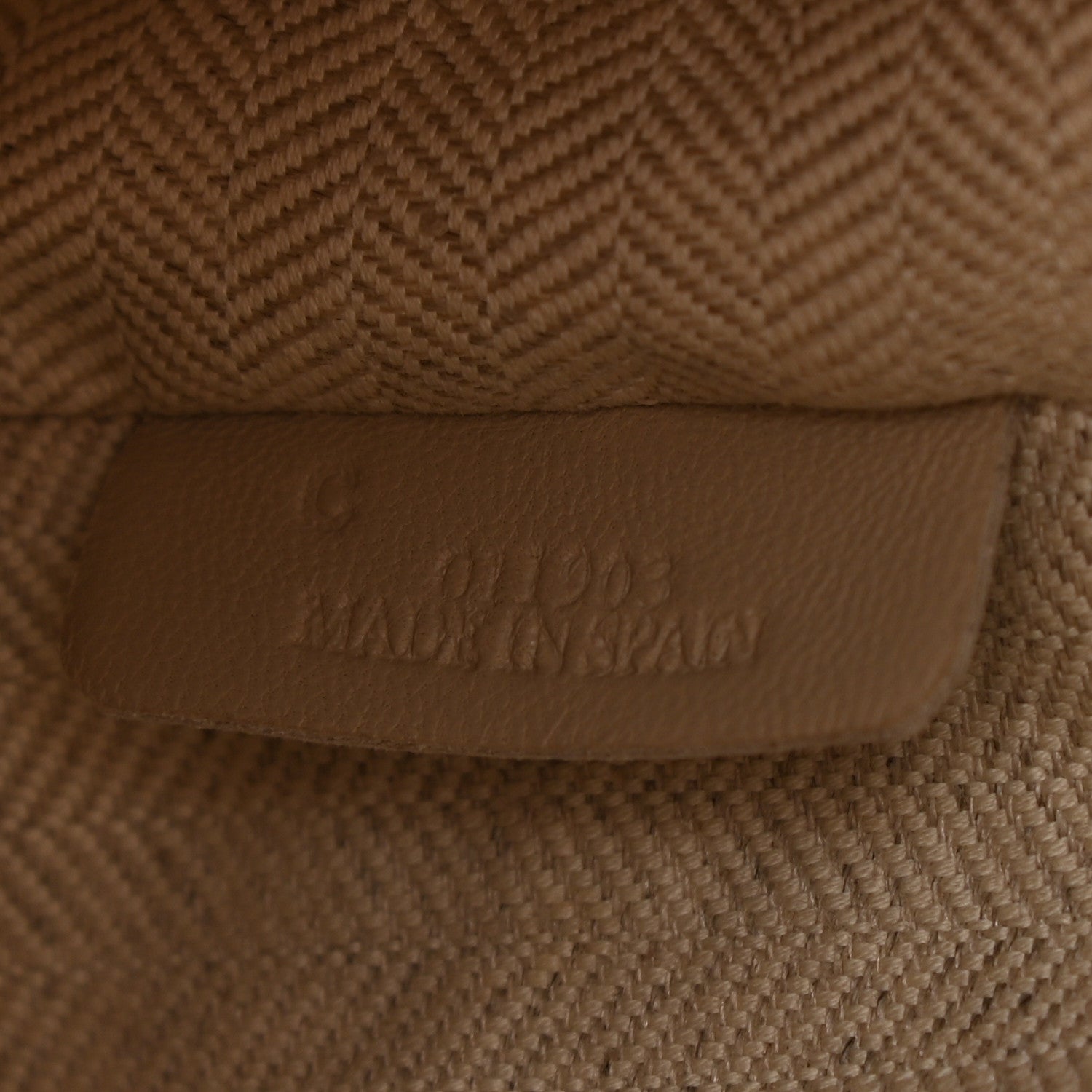 Loewe Calfskin Medium Puzzle Bag Tan 7 of 8
