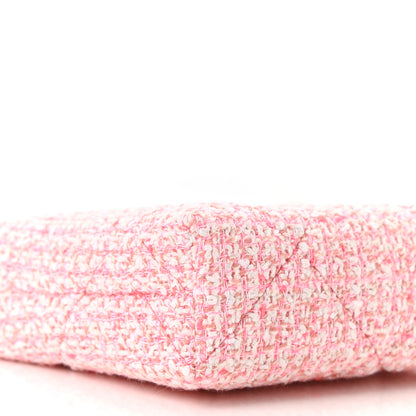 Chanel Tweed Kiss Lock Phone Holder With Chain Pale Pink Ecru 9 of 10