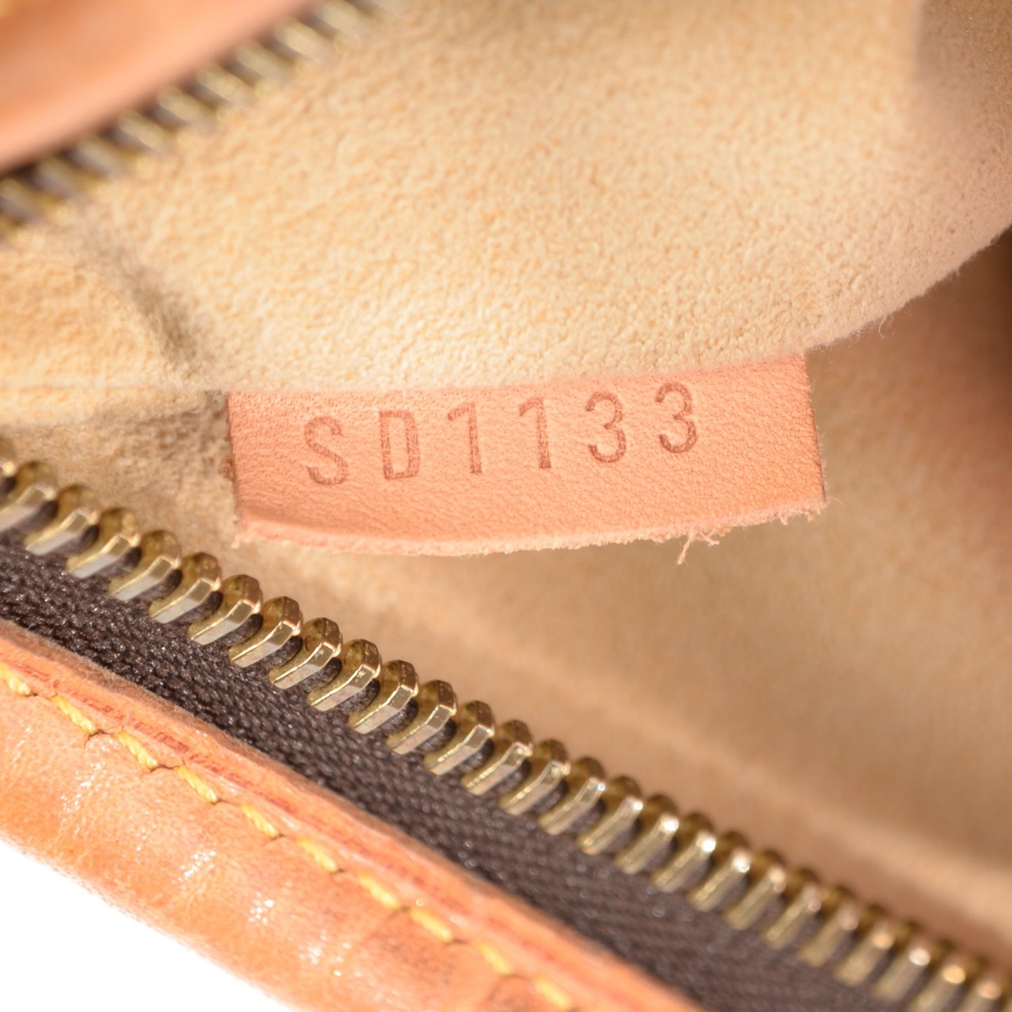 Monogram Estrela MM
