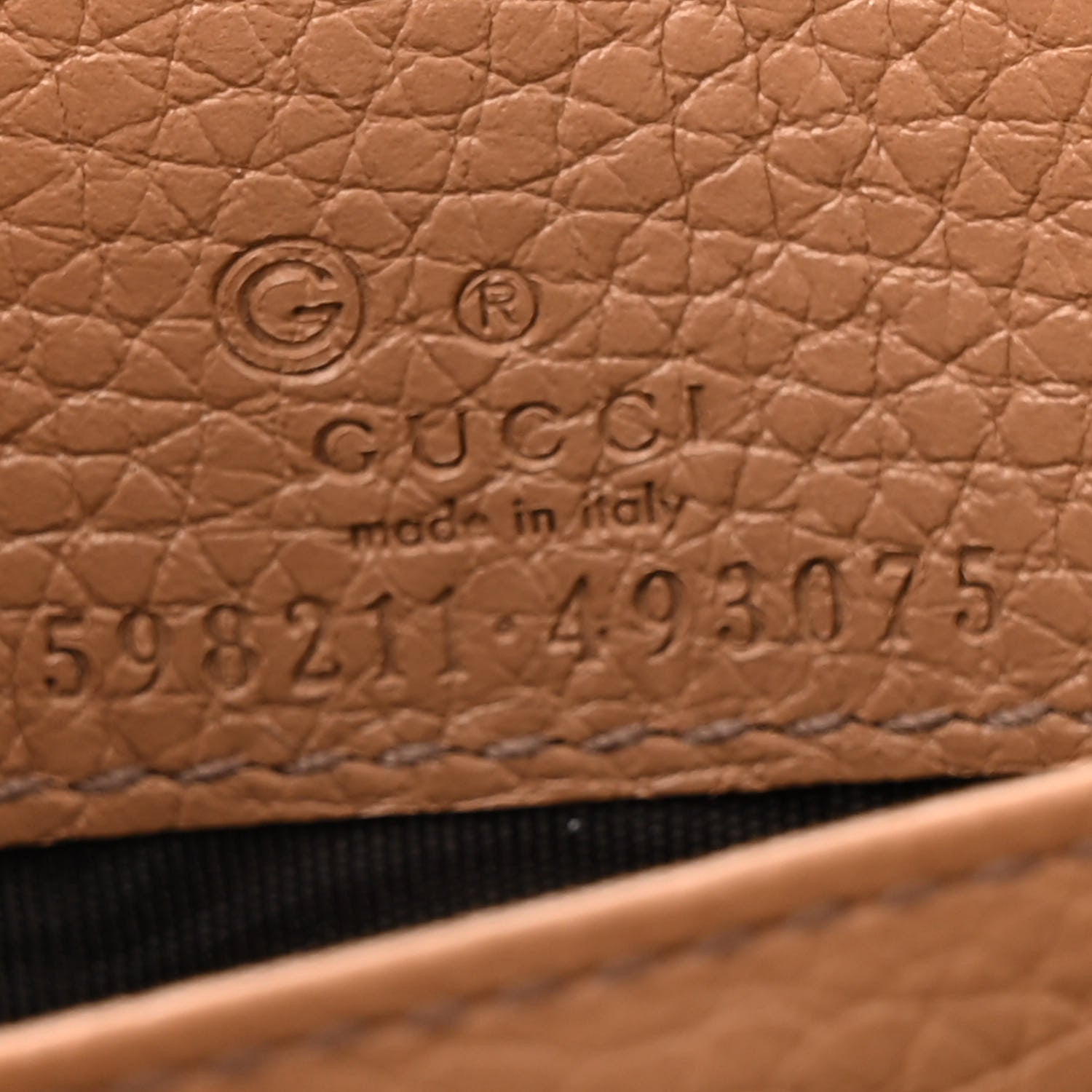 Gucci Pebbled Calfskin Soho Wallet On Chain Camelia 6 of 10
