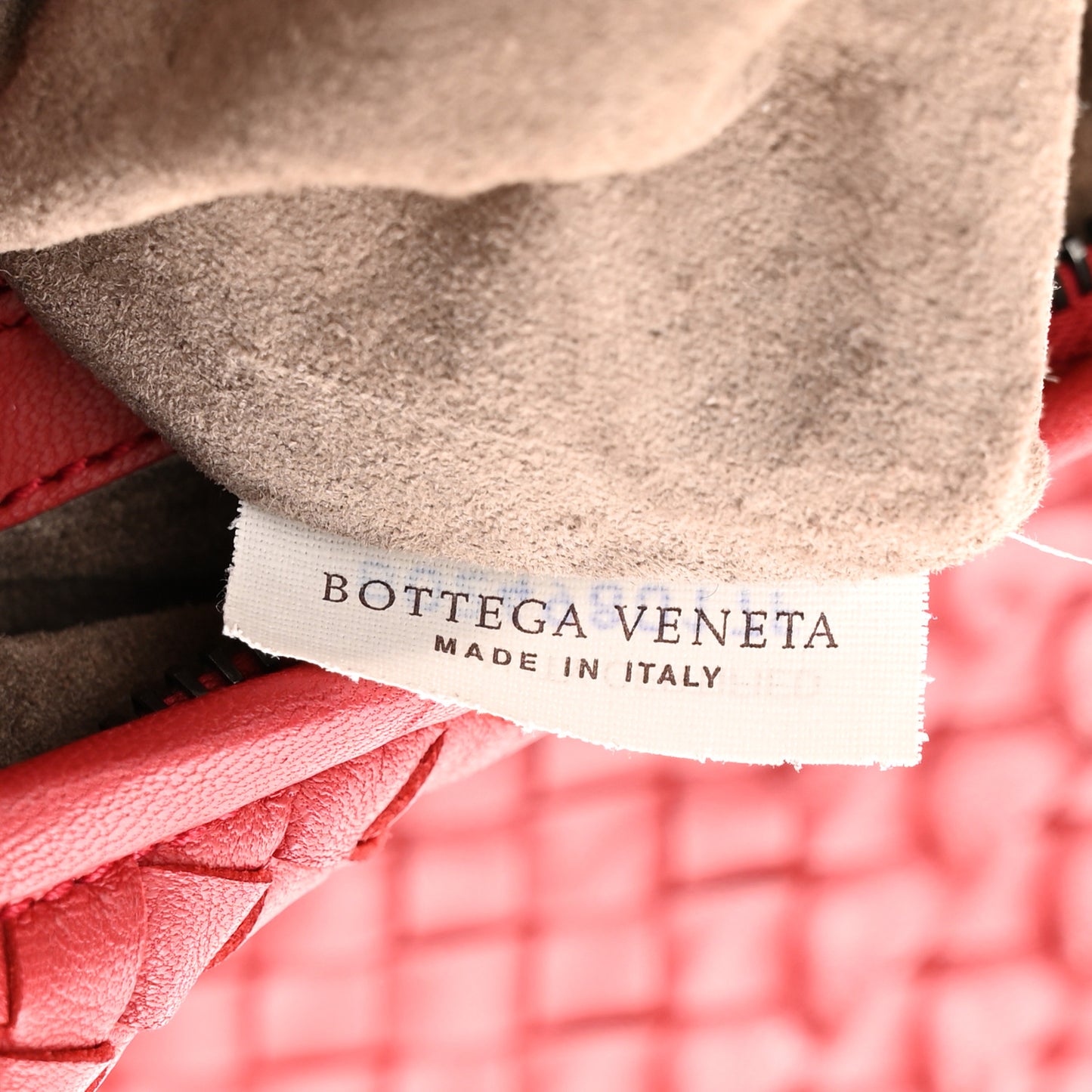 Nappa Intrecciato Ruffle Large Veneta Hobo Red
