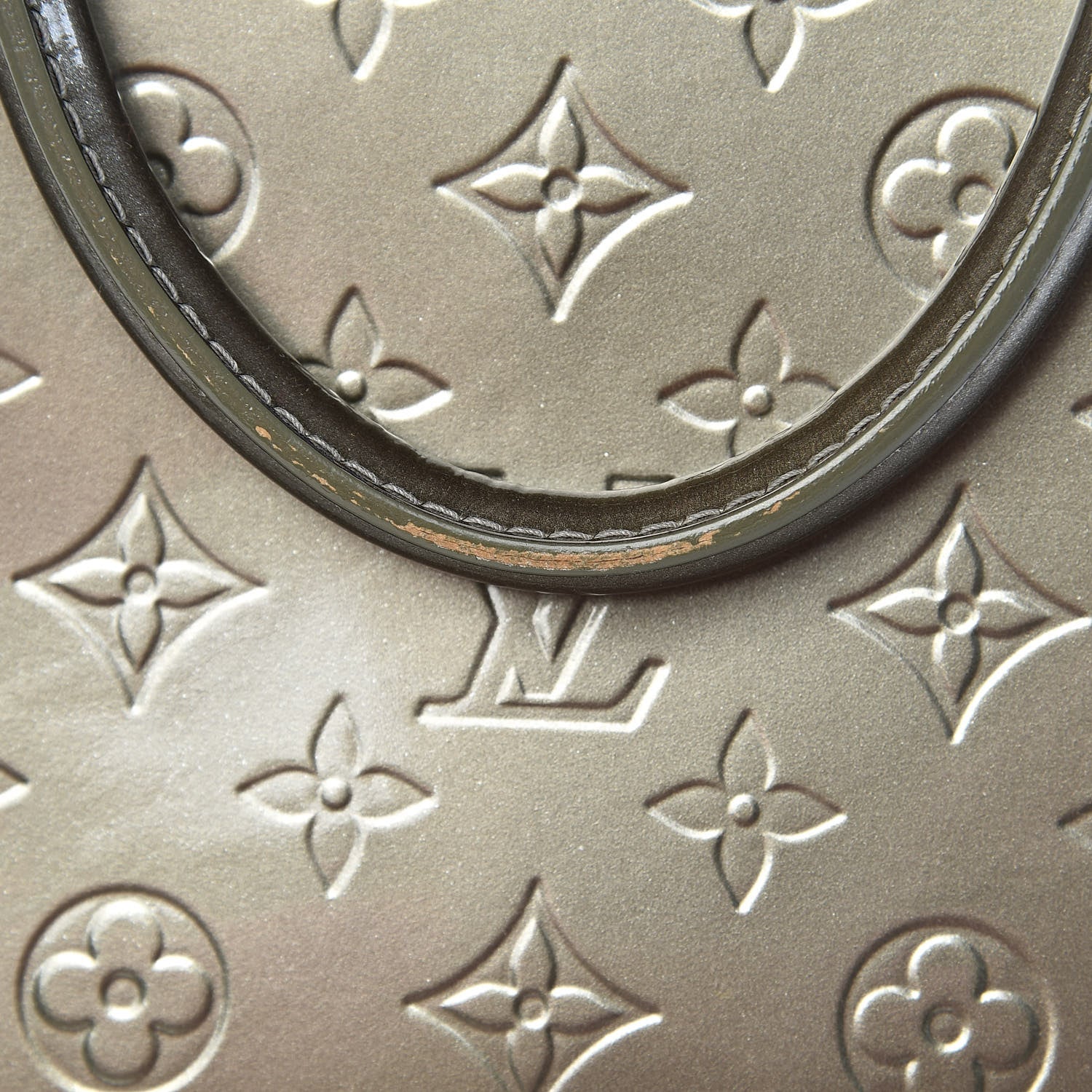 Louis Vuitton Vernis Alma GM Gris Art Deco 12 of 19
