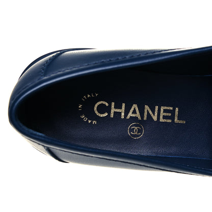 Chanel Lambskin Quilted CC Turnlock Loafers 39.5 Navy 6 of 8