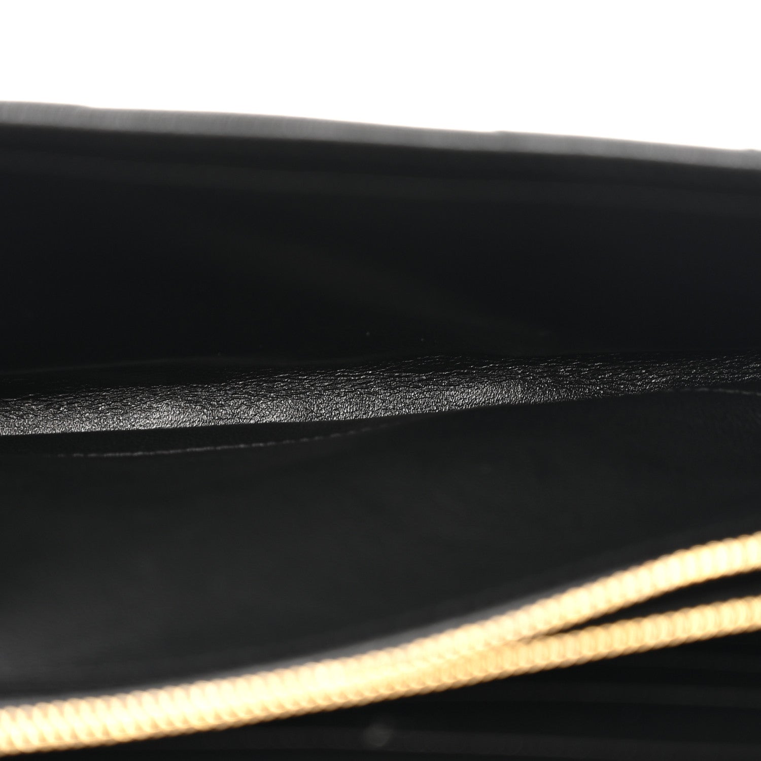 Saint Laurent Grain De Poudre Matelasse Chevron Monogram Chain Wallet Black 5 of 12