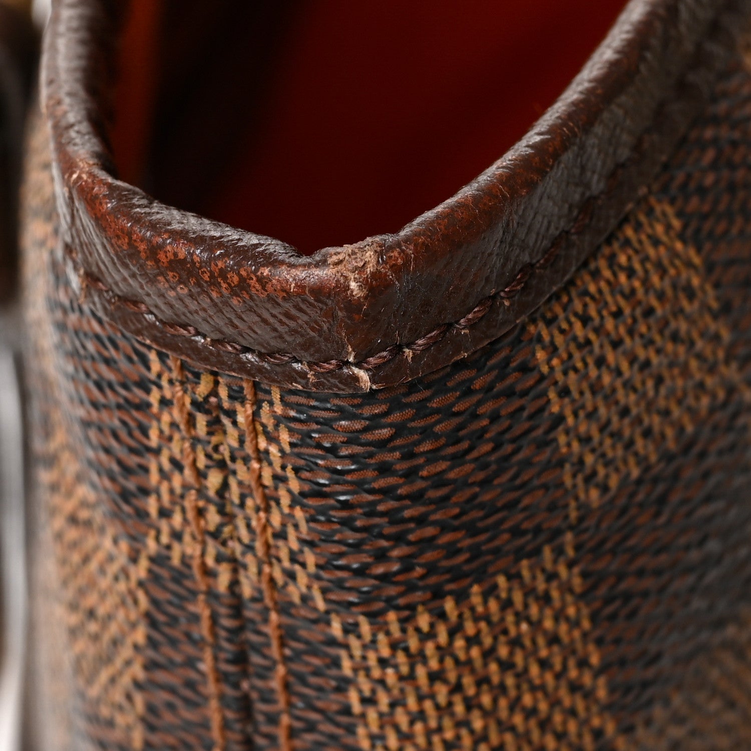 Louis Vuitton Damier Ebene Marais Bucket 23 11 of 12