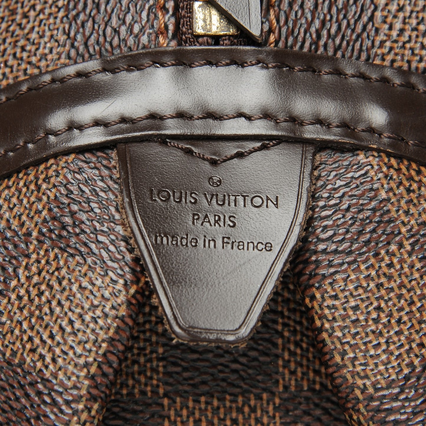 Damier Ebene Rivington GM