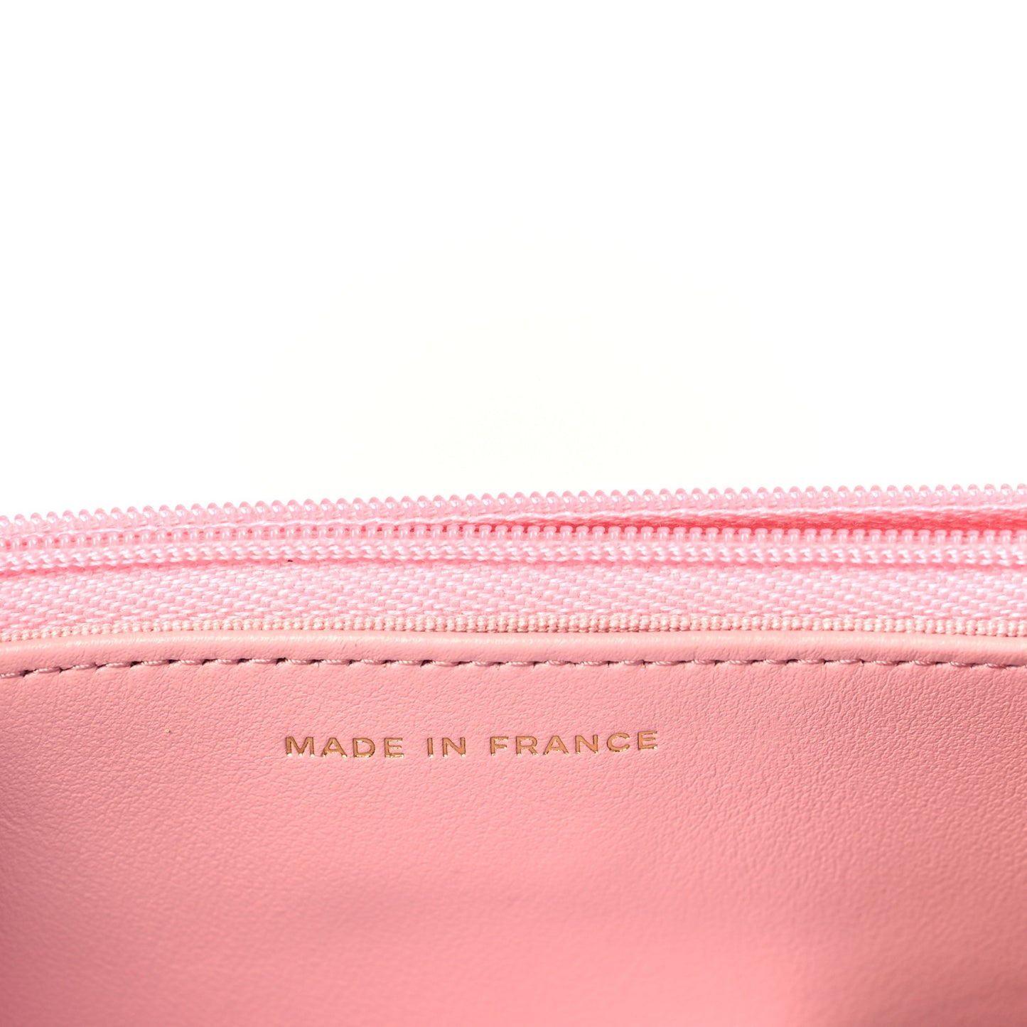 Caviar Quilted Wallet on Chain WOC Light Pink