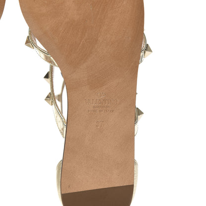 Valentino Garavani Metallic Pebbled Calfskin Patent Rockstud Ankle Strap Caged Flat Sandals 37 Platino 6 of 9