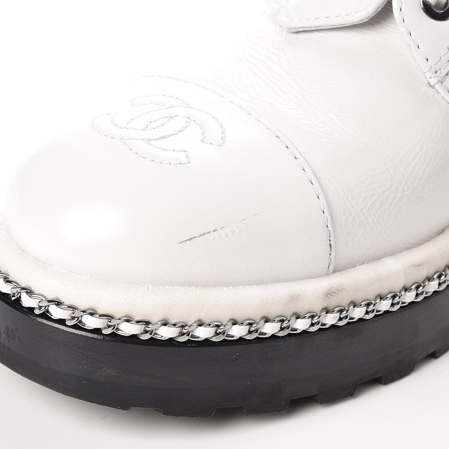 Crackled Calfskin Pearl Chain CC Combat Short Boots 40 White