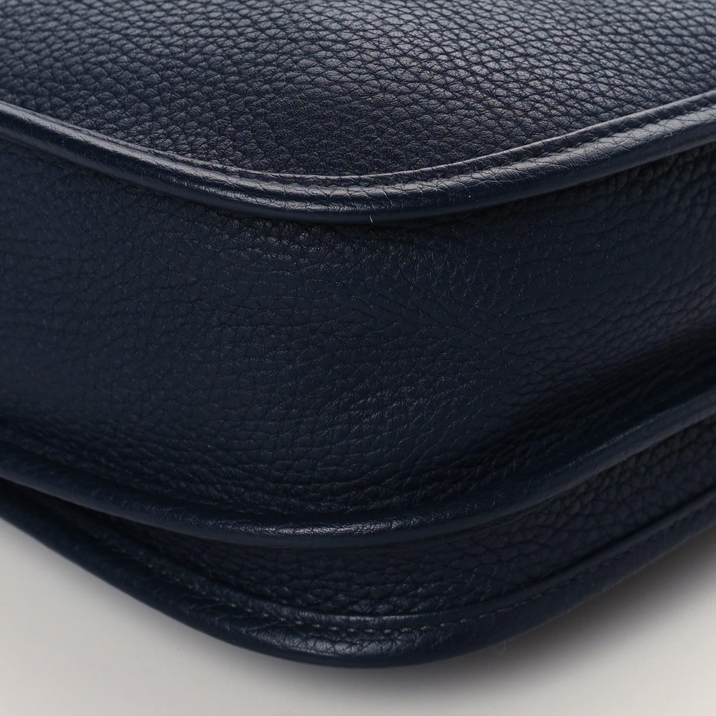 Taurillon Clemence Amazone Evelyne III PM Bleu Nuit
