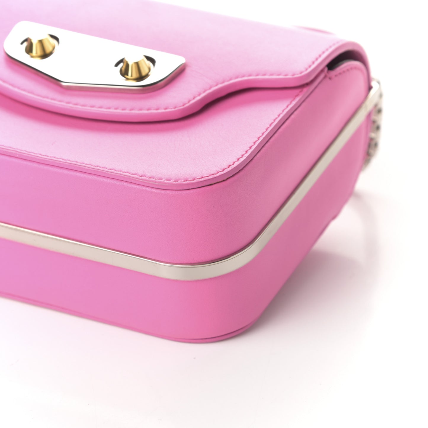 Smooth Calfskin Min Neo Classic Chain Box Rose Bubblegum