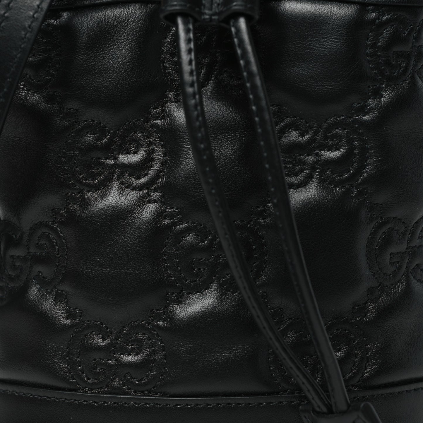 Calfskin GG Matelasse Bucket Bag Black