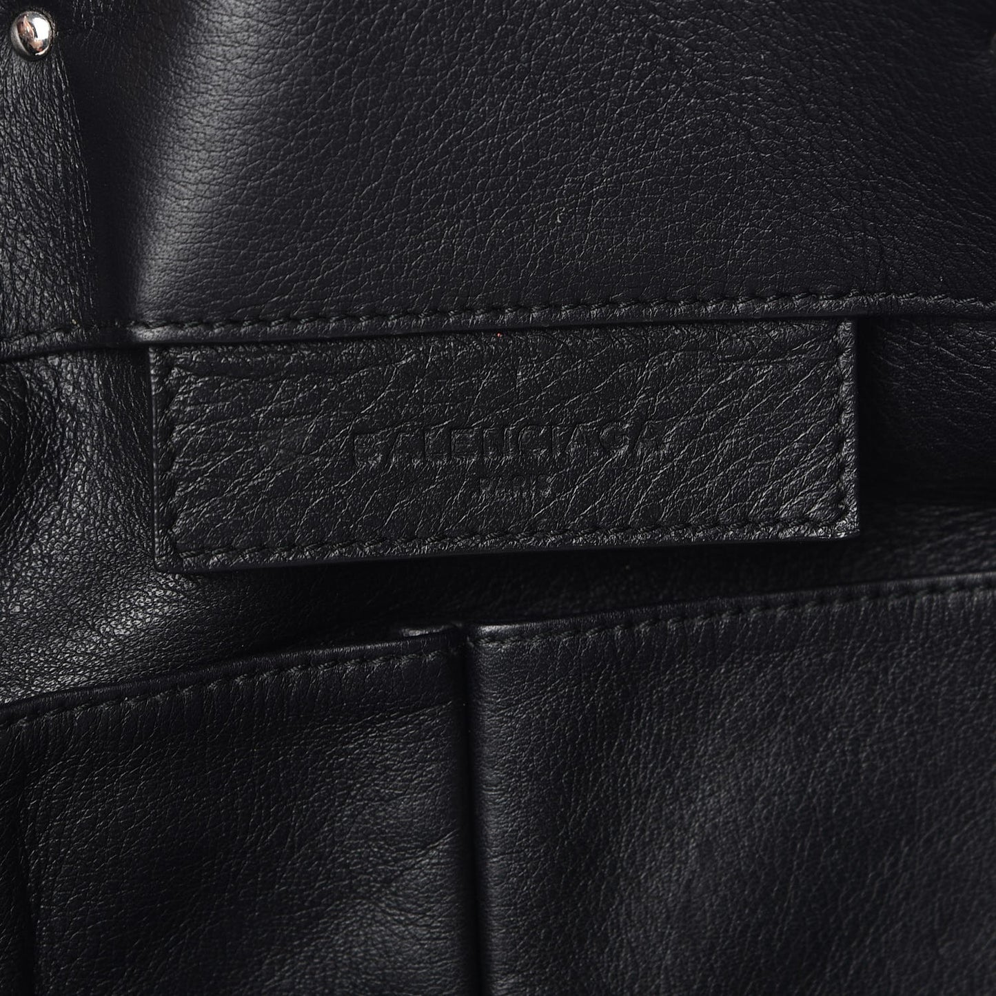 Supple Calfskin Papier A4 Zip Around Tote Black
