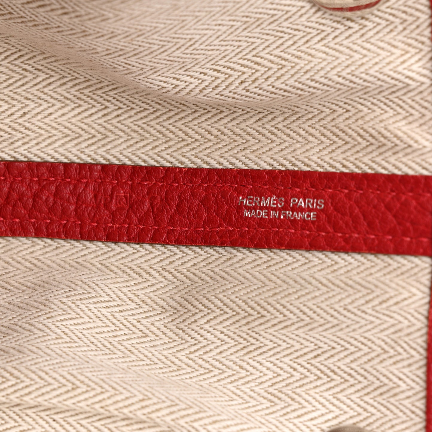 Negonda Garden Party 36 MM Rouge Casaque