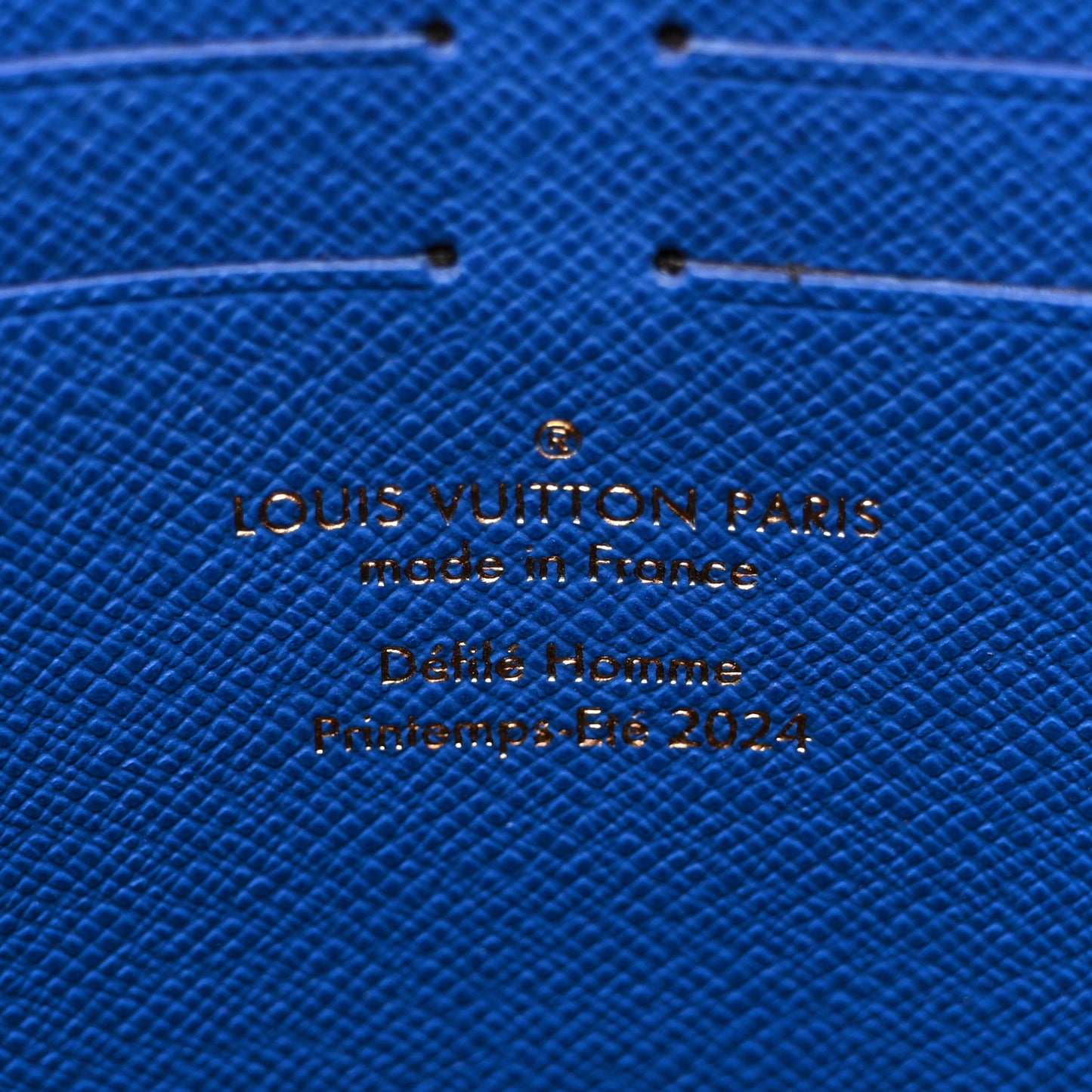 Damier Pop Pochette Voyage MM Blue