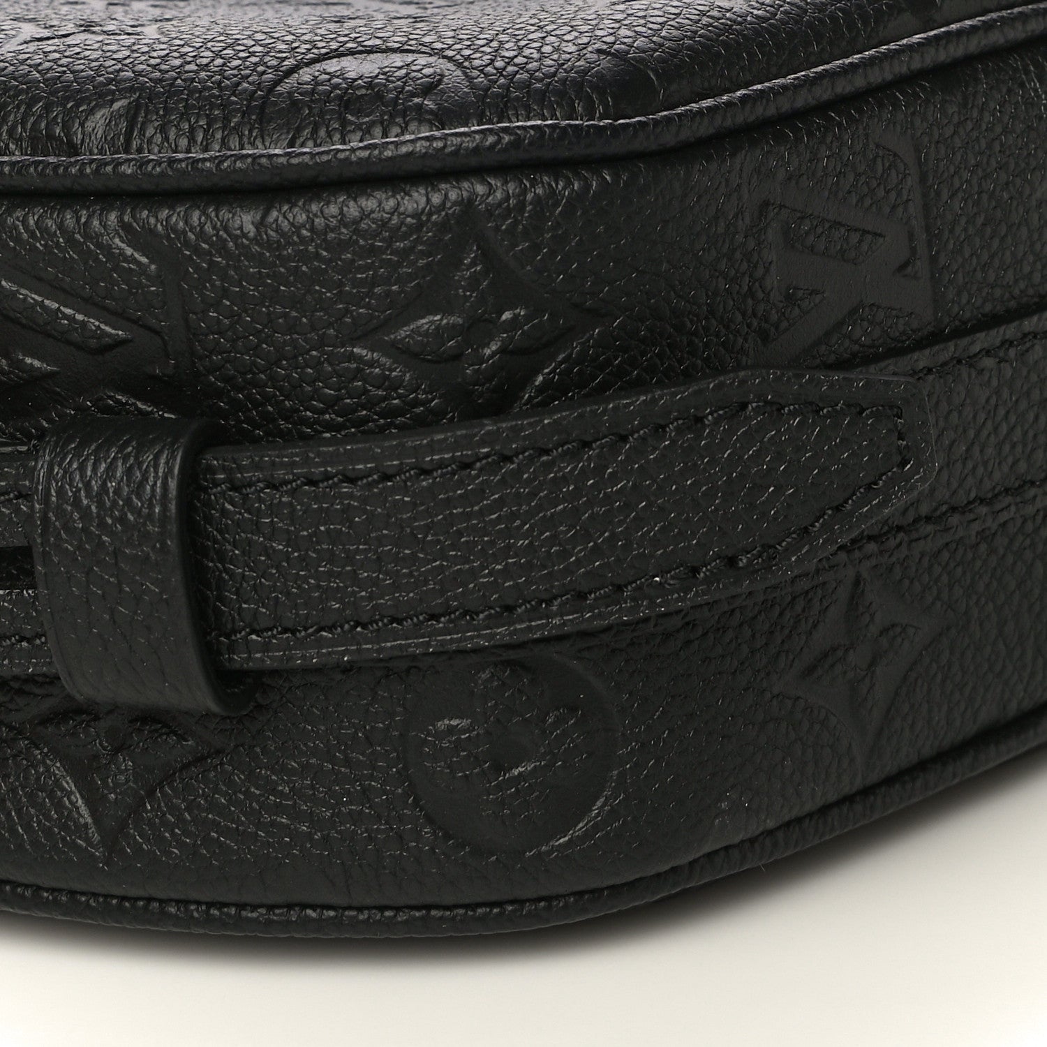 Louis Vuitton Empreinte Boite Chapeau Souple MM Black 9 of 11