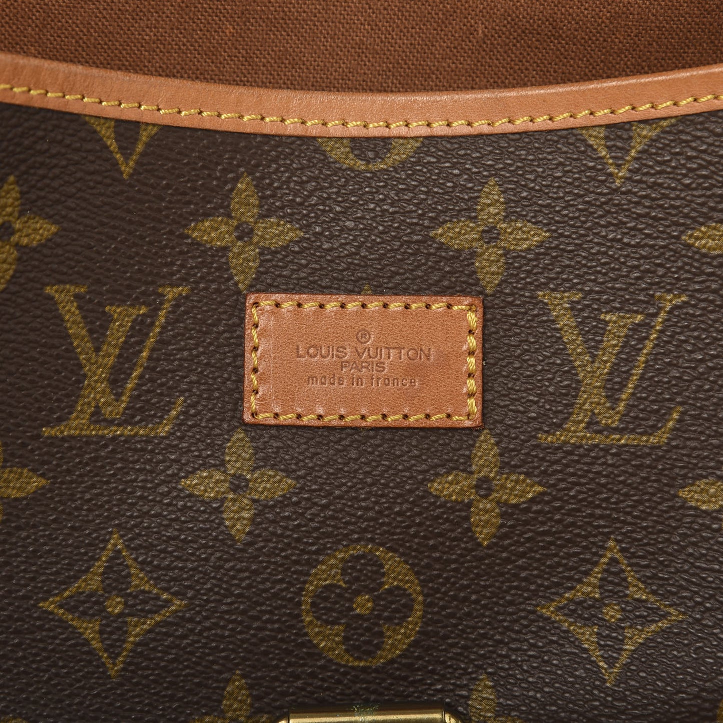 Monogram Saumur 35