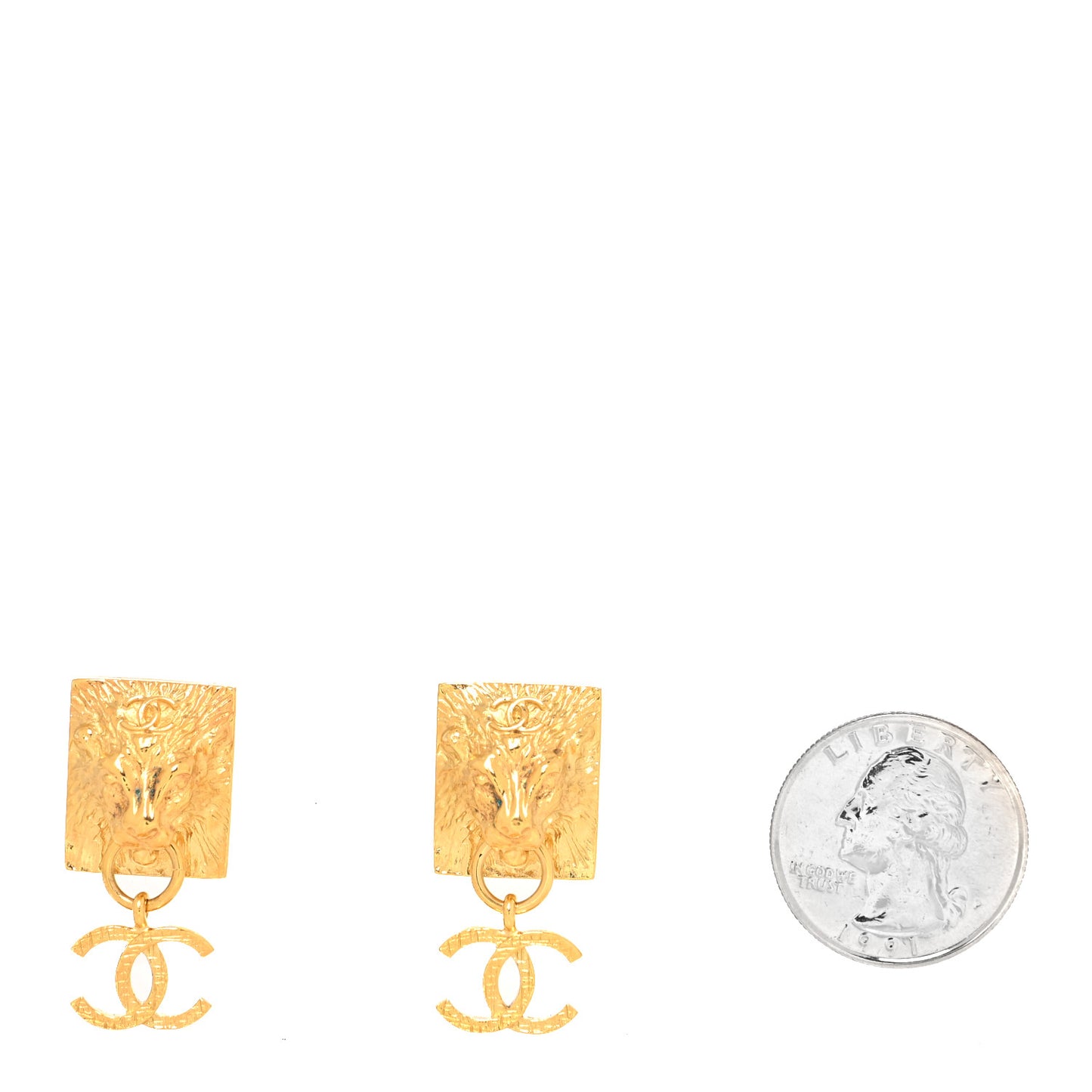 Metal CC Lion Earrings Gold