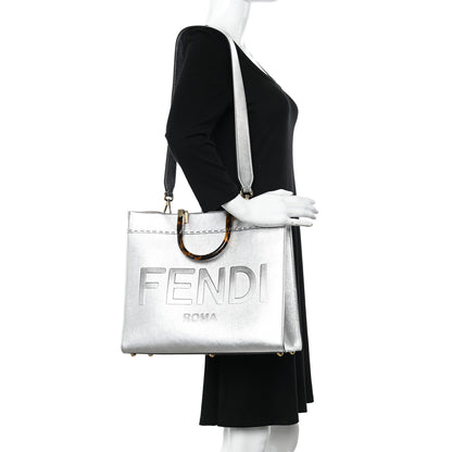 Fendi Vitello Catalan Mirror Plexiglass Logo Embossed Medium Fendi Sunshine Shopper Tote Argento 2 of 11