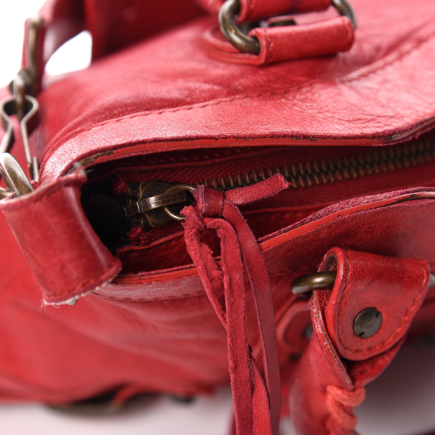 Chevre Classic Hardware First Rouge Vif