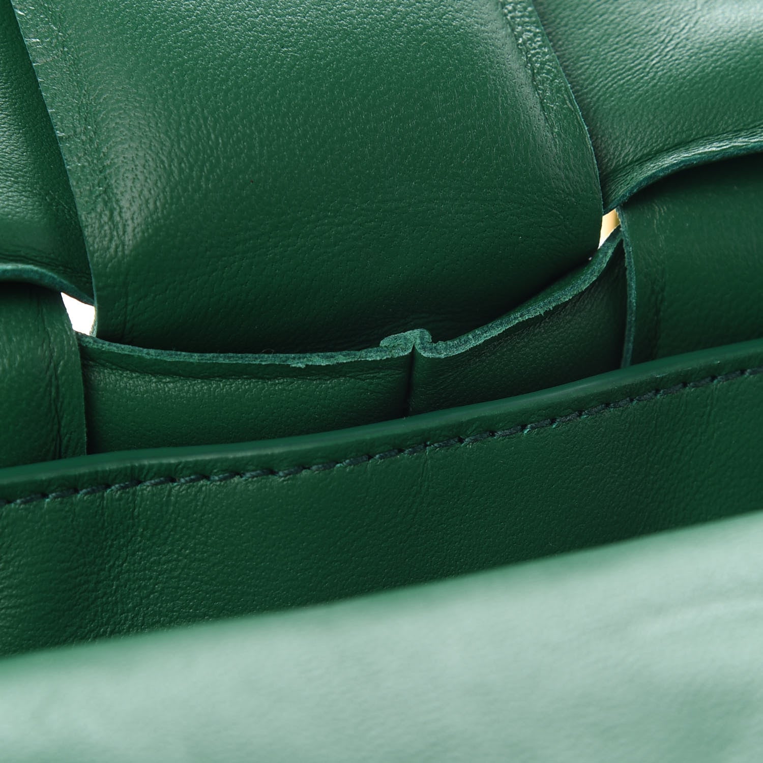 Bottega Veneta Lambskin Maxi Intreccio Padded Chain Cassette Crossbody Bag Racing Green 6 of 8