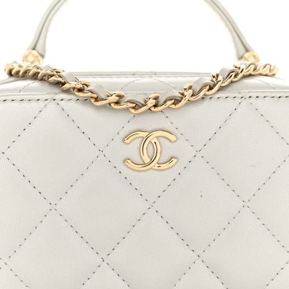Chanel Metallic Lambskin Quilted Top Handle Vanity Case Silver 9 of 11